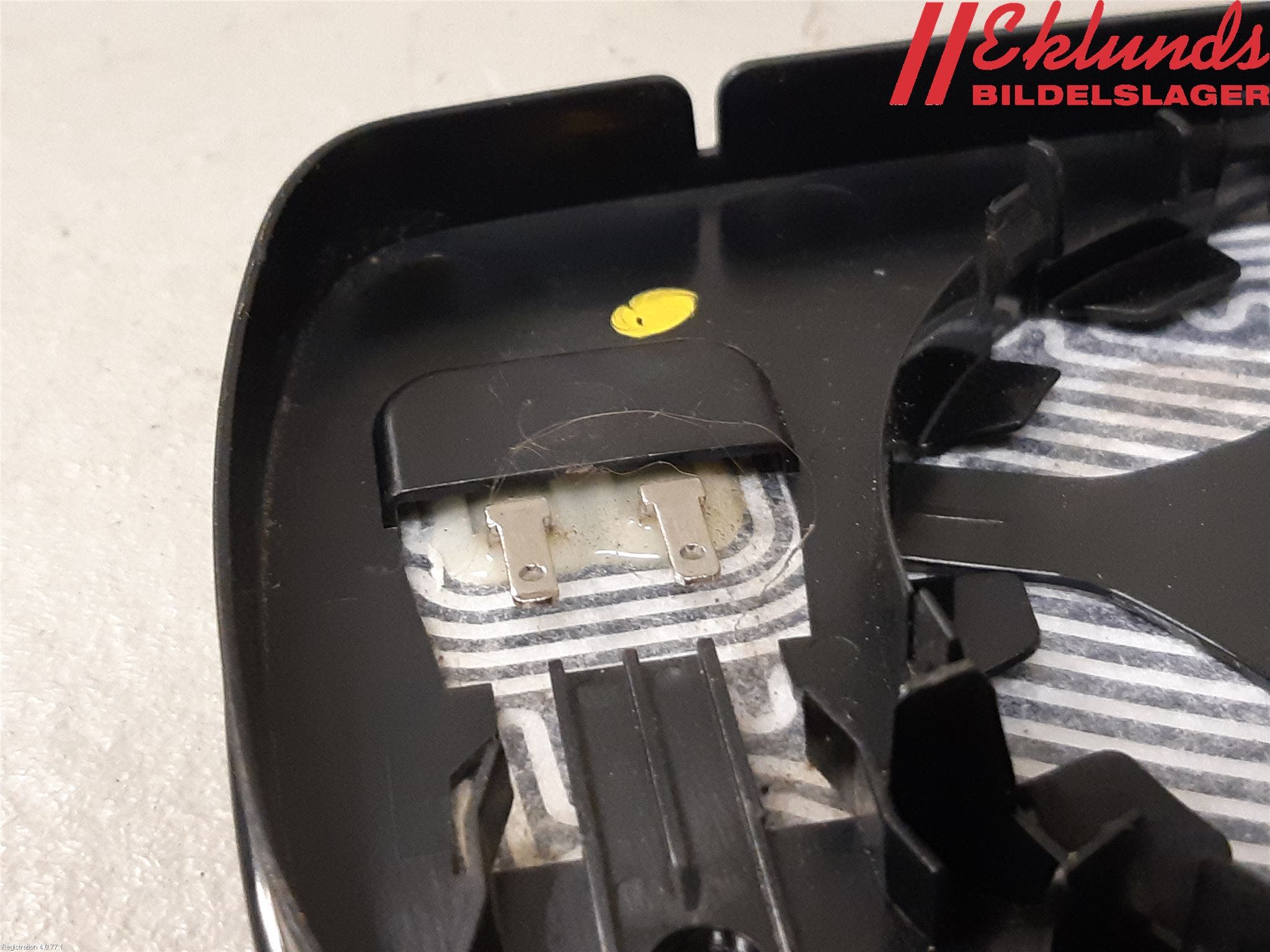 Peugeot 2008 13-20 Spegelglas Hö