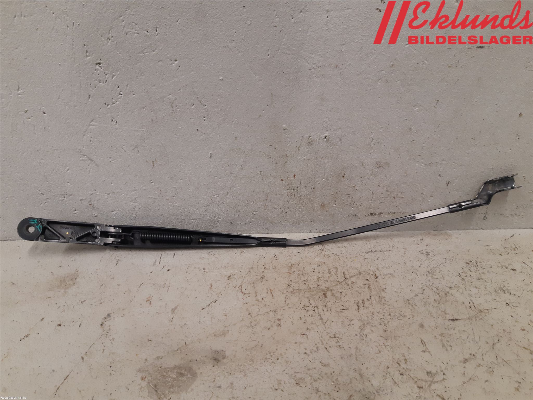 Volkswagen VW TIGUAN 16-24 Torkararm Armar Vindruta