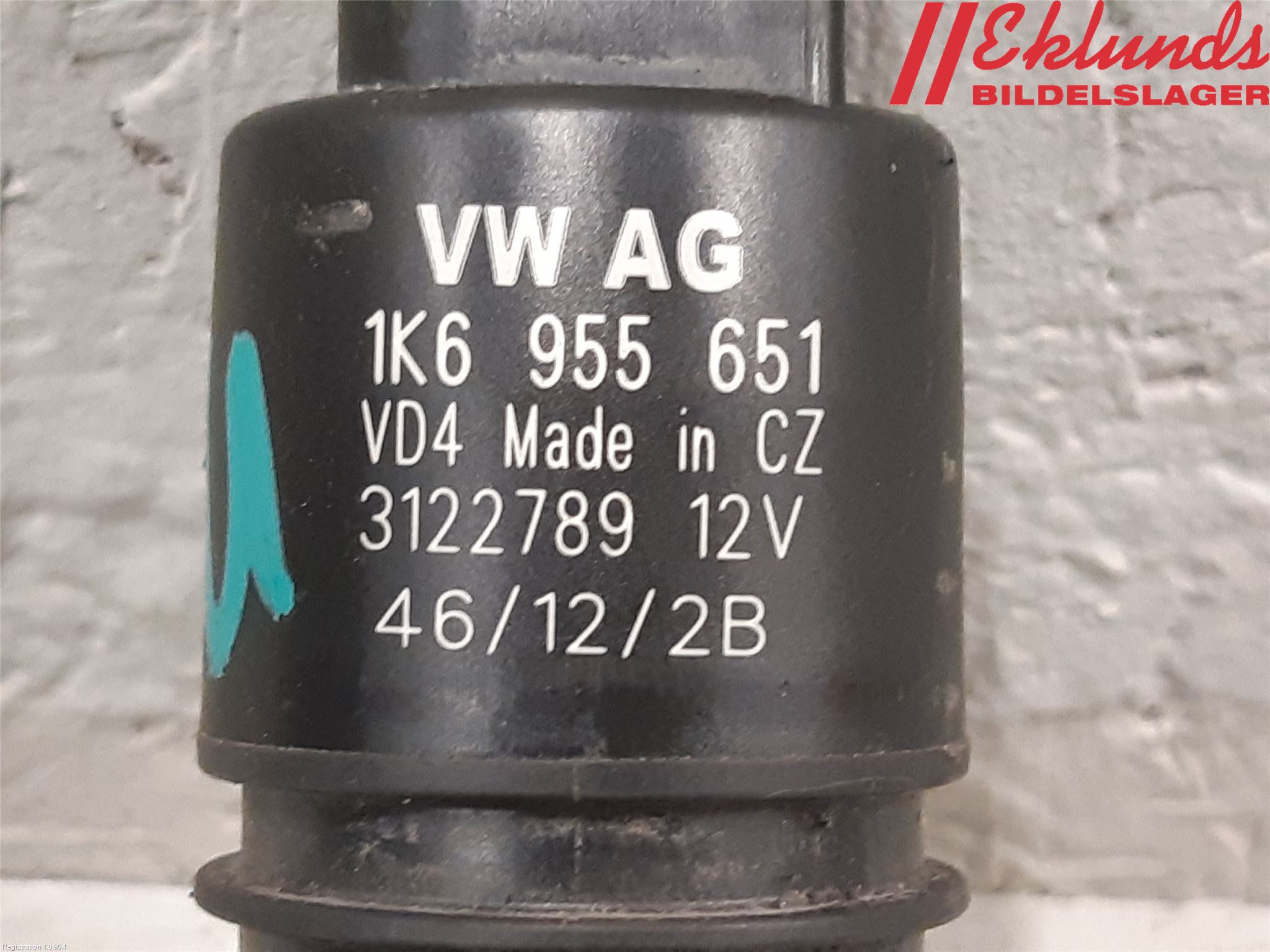 Volkswagen VW PASSAT 11-14 Spolarpump Vindruta