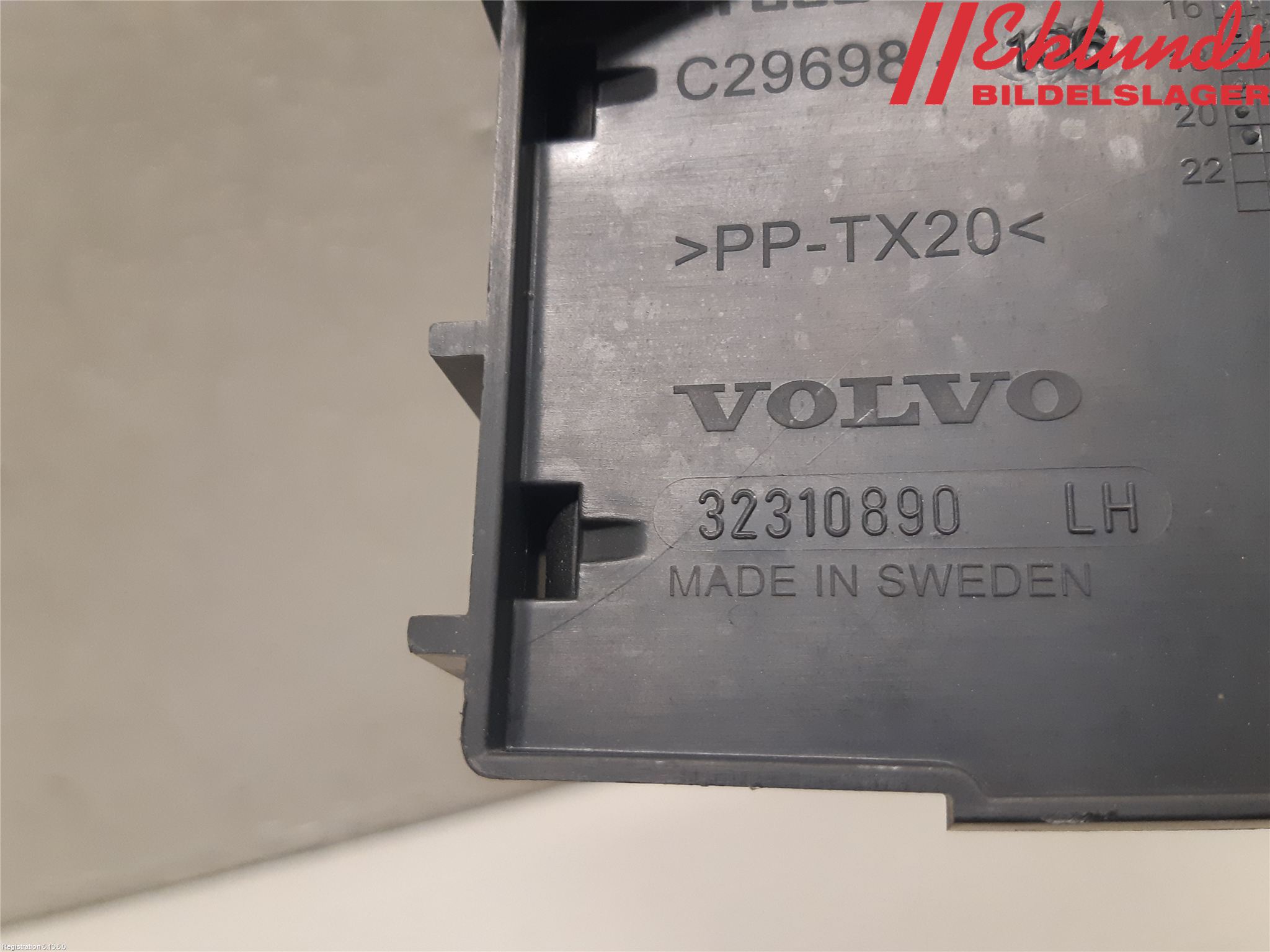 Volvo V90 17->> Fönsterhissmekanism