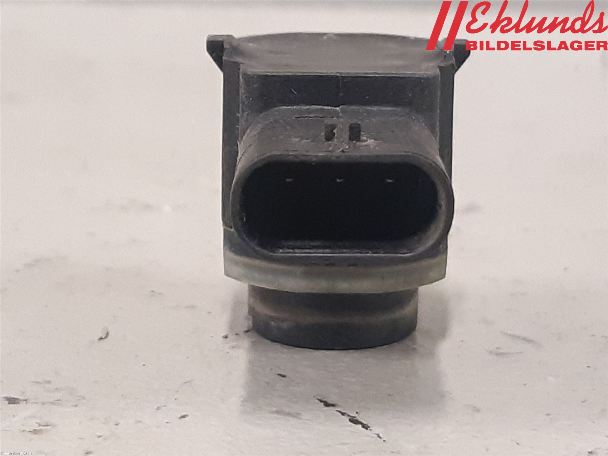 Volkswagen VW PASSAT 11-14 Parkeringshjälp Frontsensor