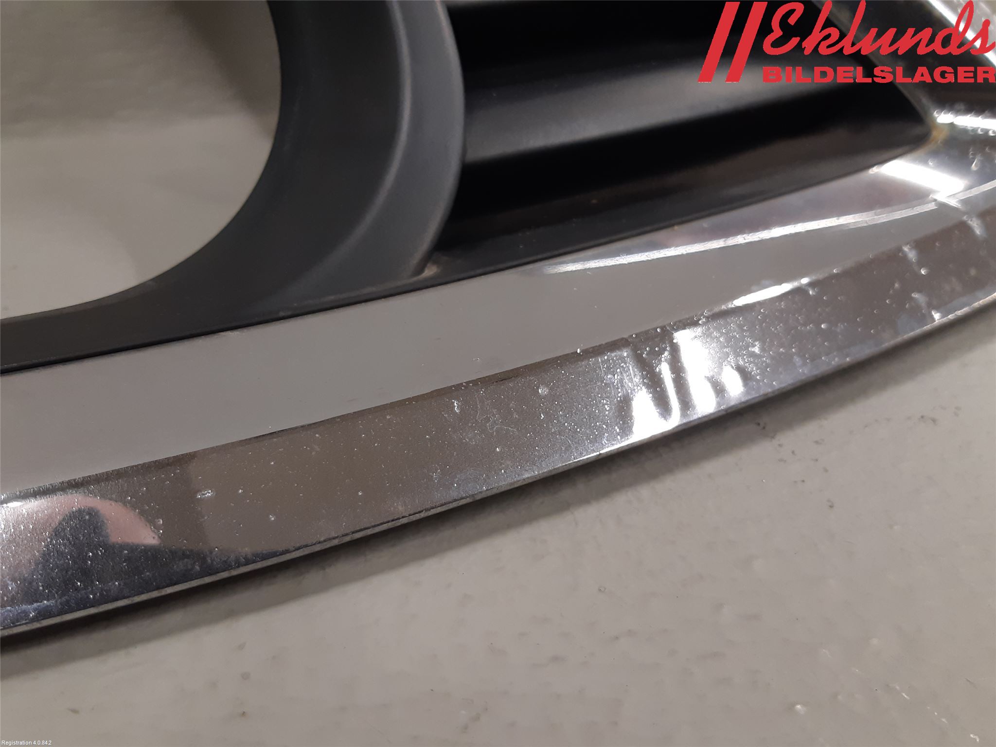 Saab 9-5     06-10 Grilldel Höger