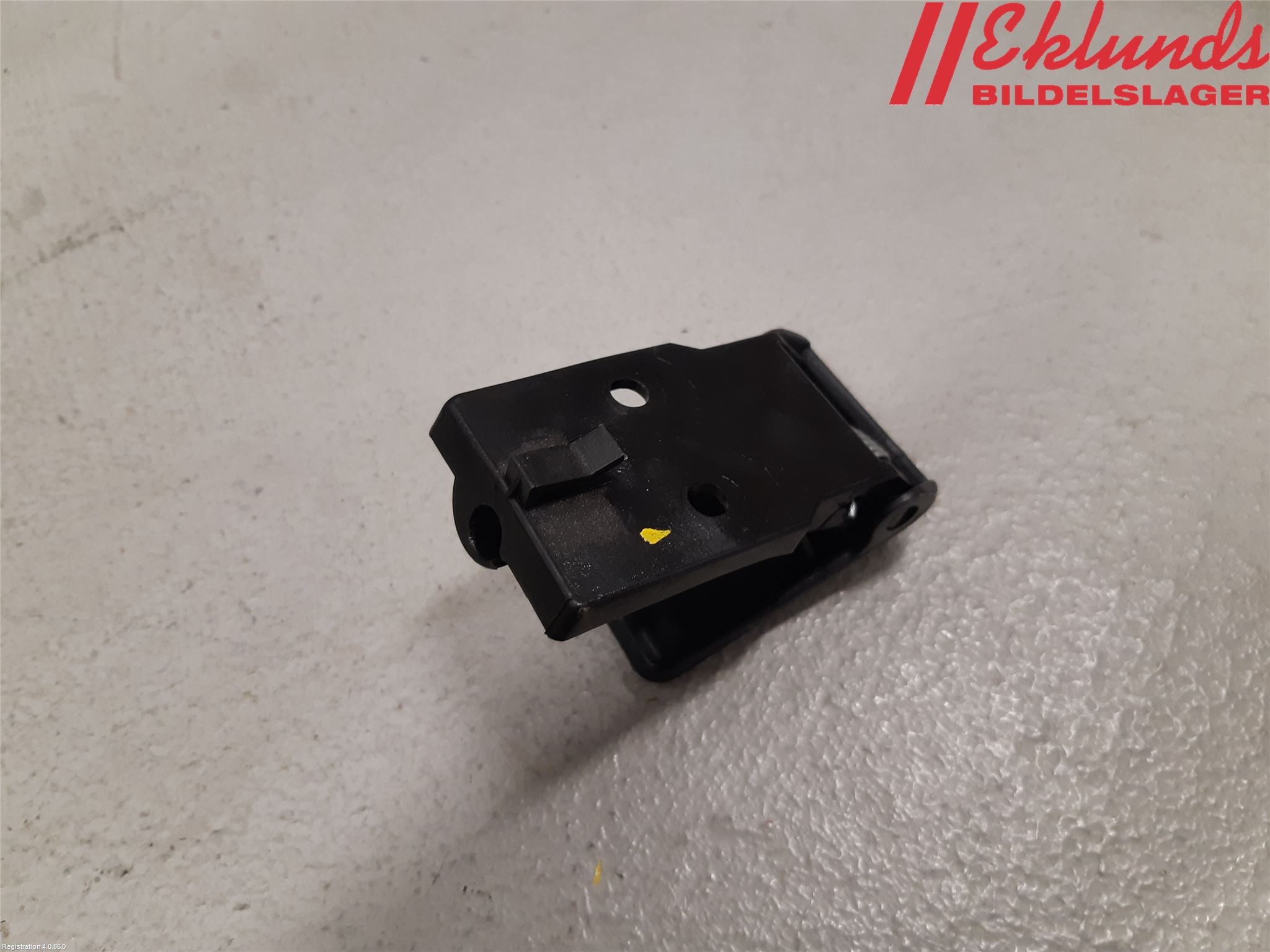 Kia STONIC 18->> Huvlås Wire-Spak