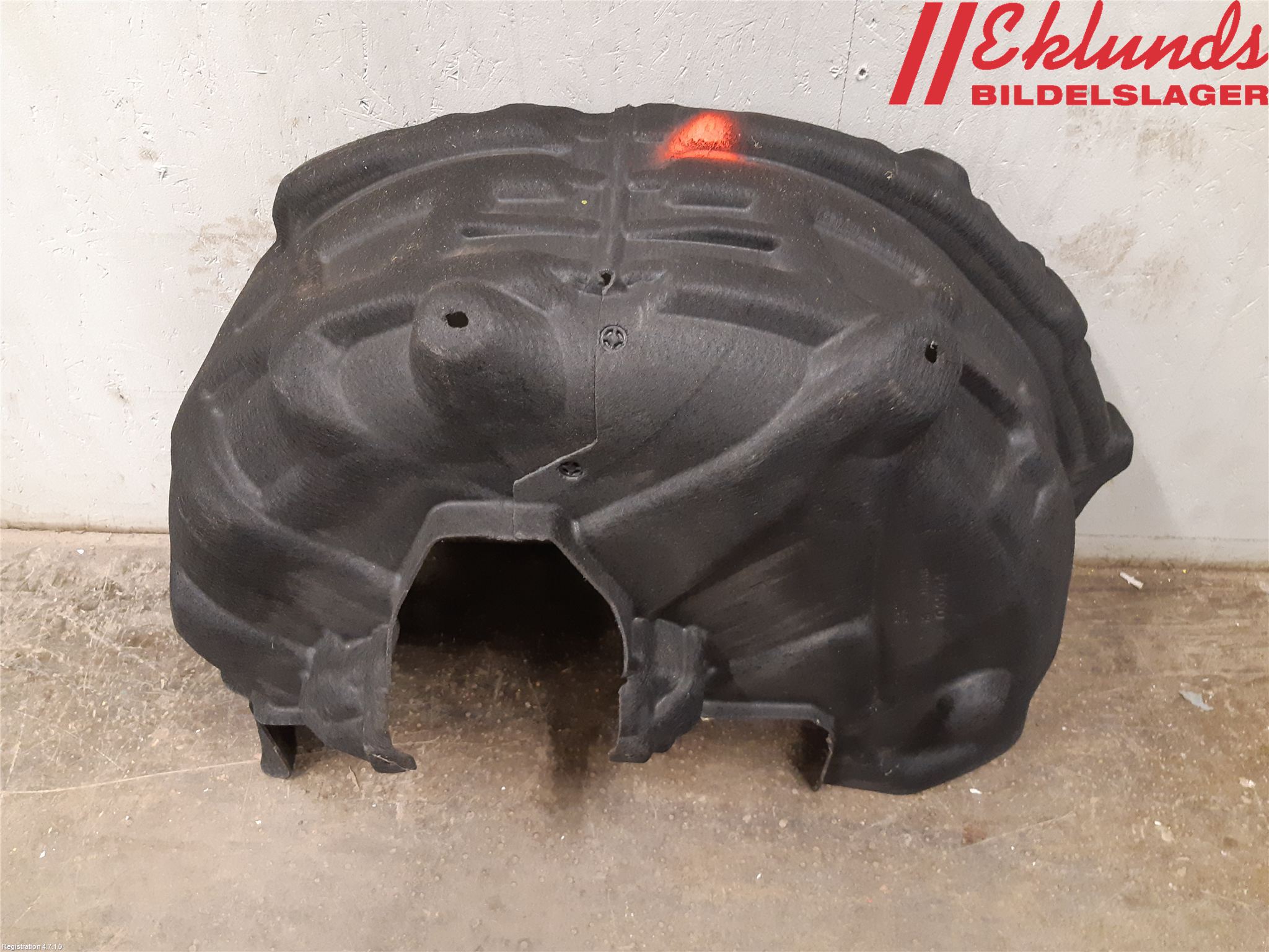 Volvo XC90/RECHARGE 16- Skärm Inner