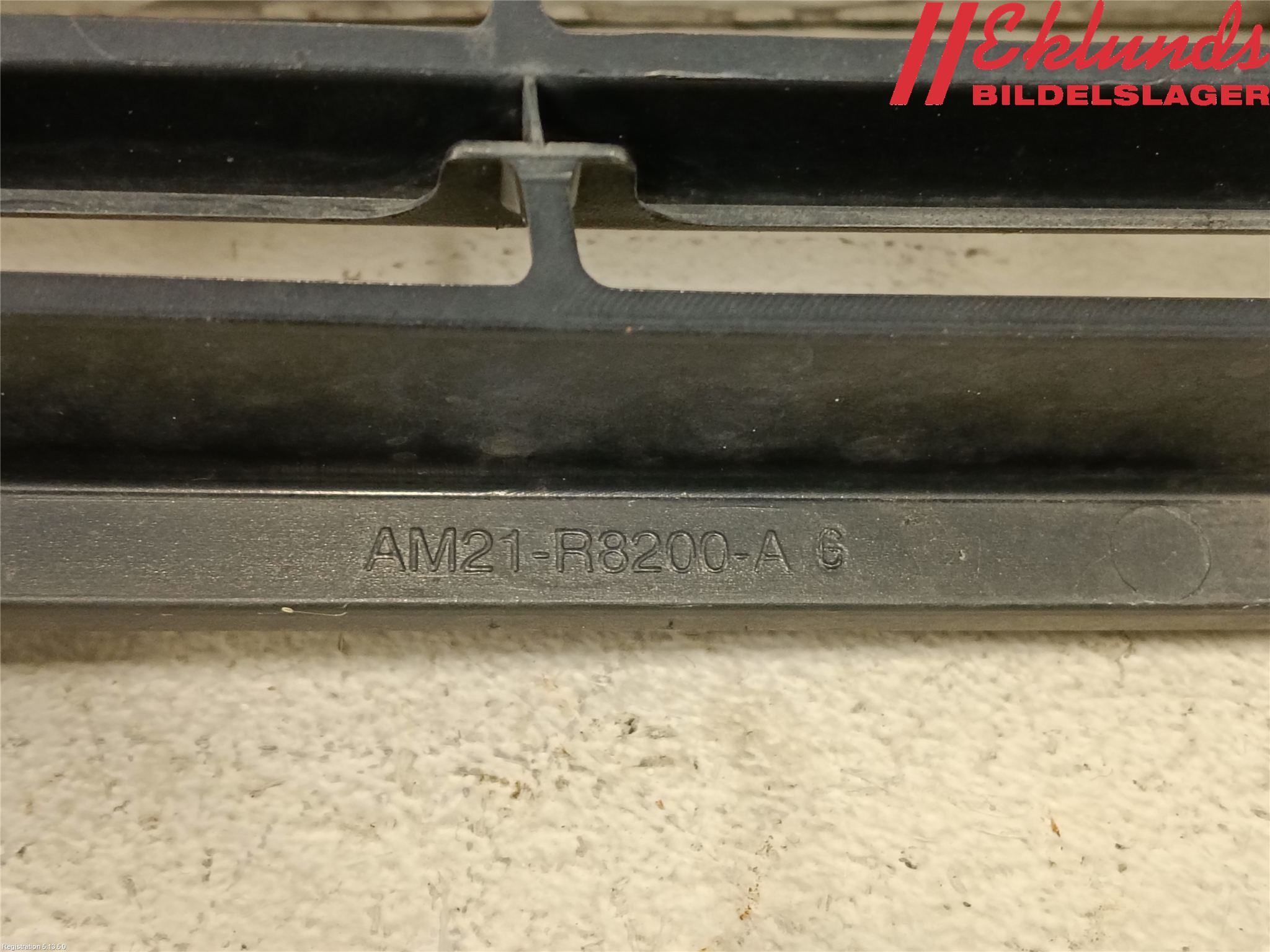 Ford S-MAX 06-15 Grill Komp