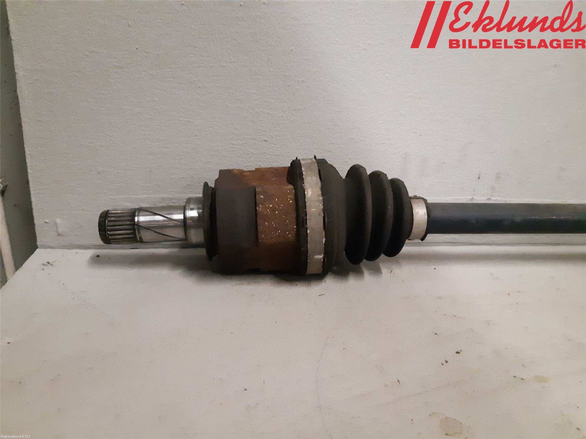 Opel CORSA D 07-14 Drivaxel Fram Höger