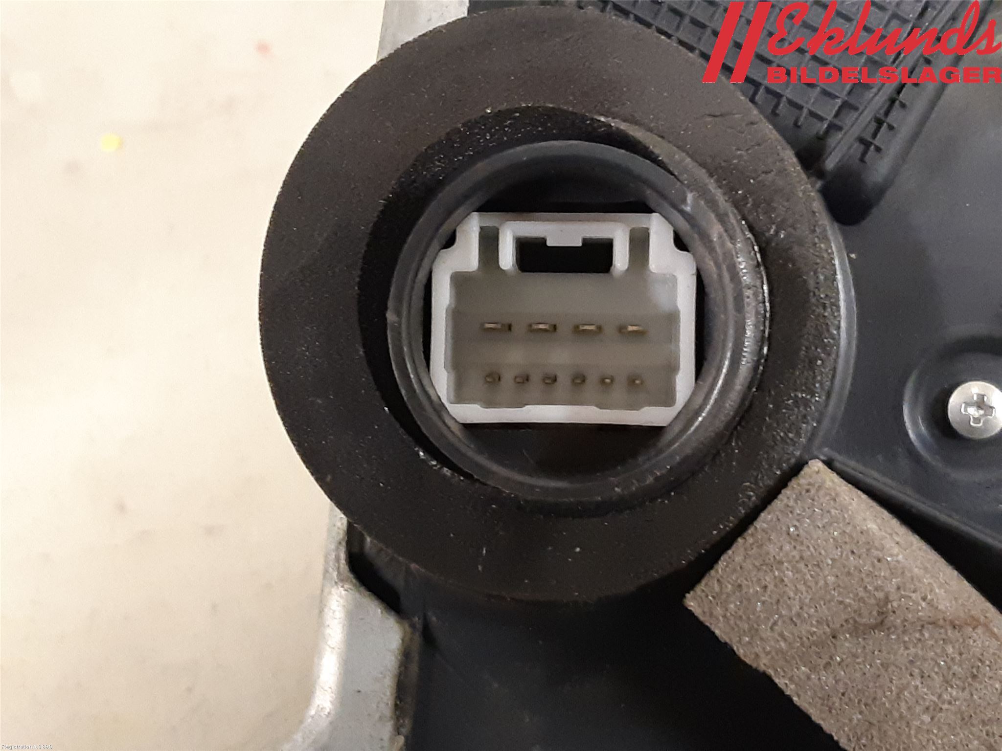 Lexus IS 250/350 14-20 Låskista-Dörrlås