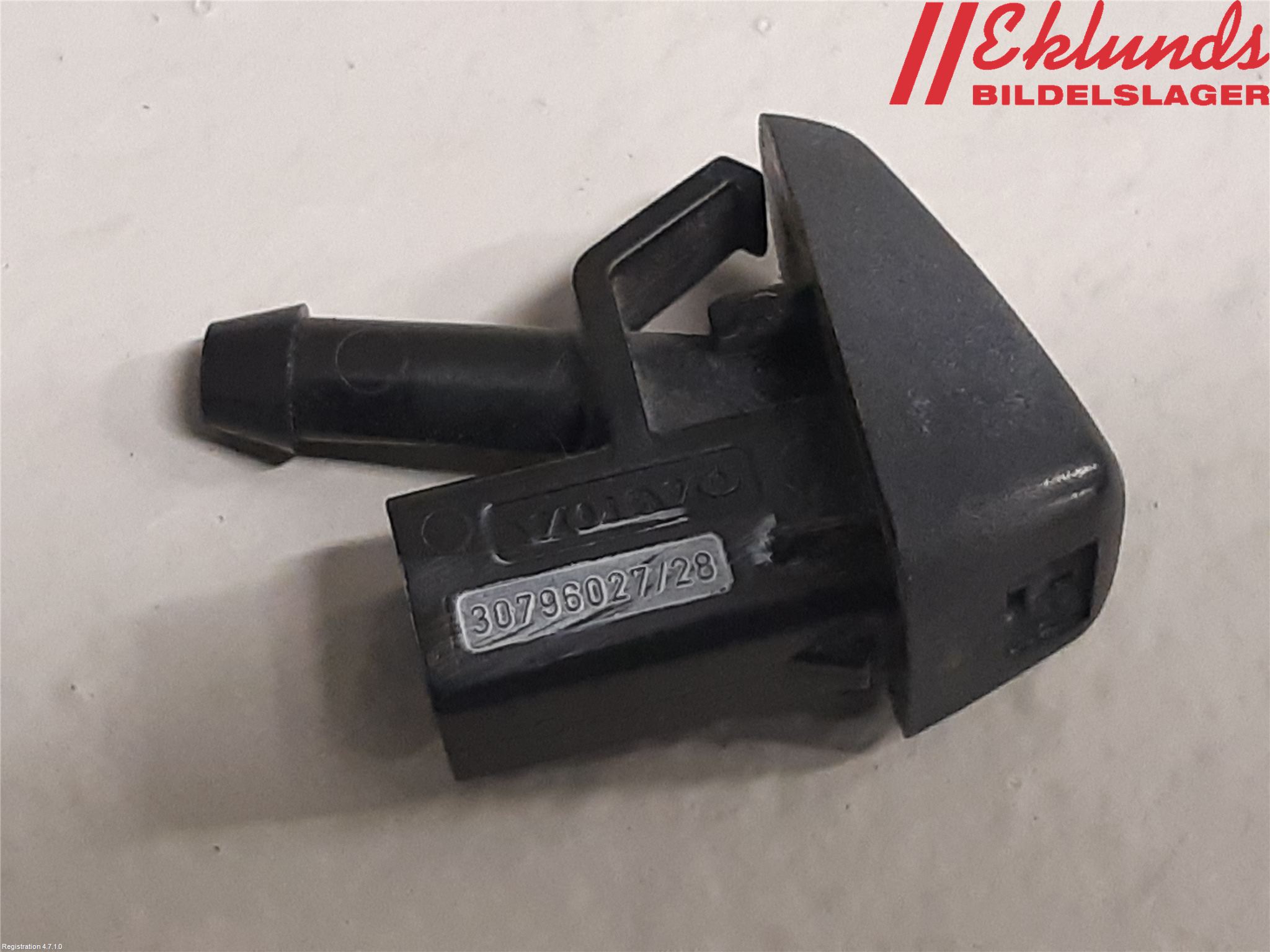 Volvo V70 08-13 Spolarmunstycke Rutor