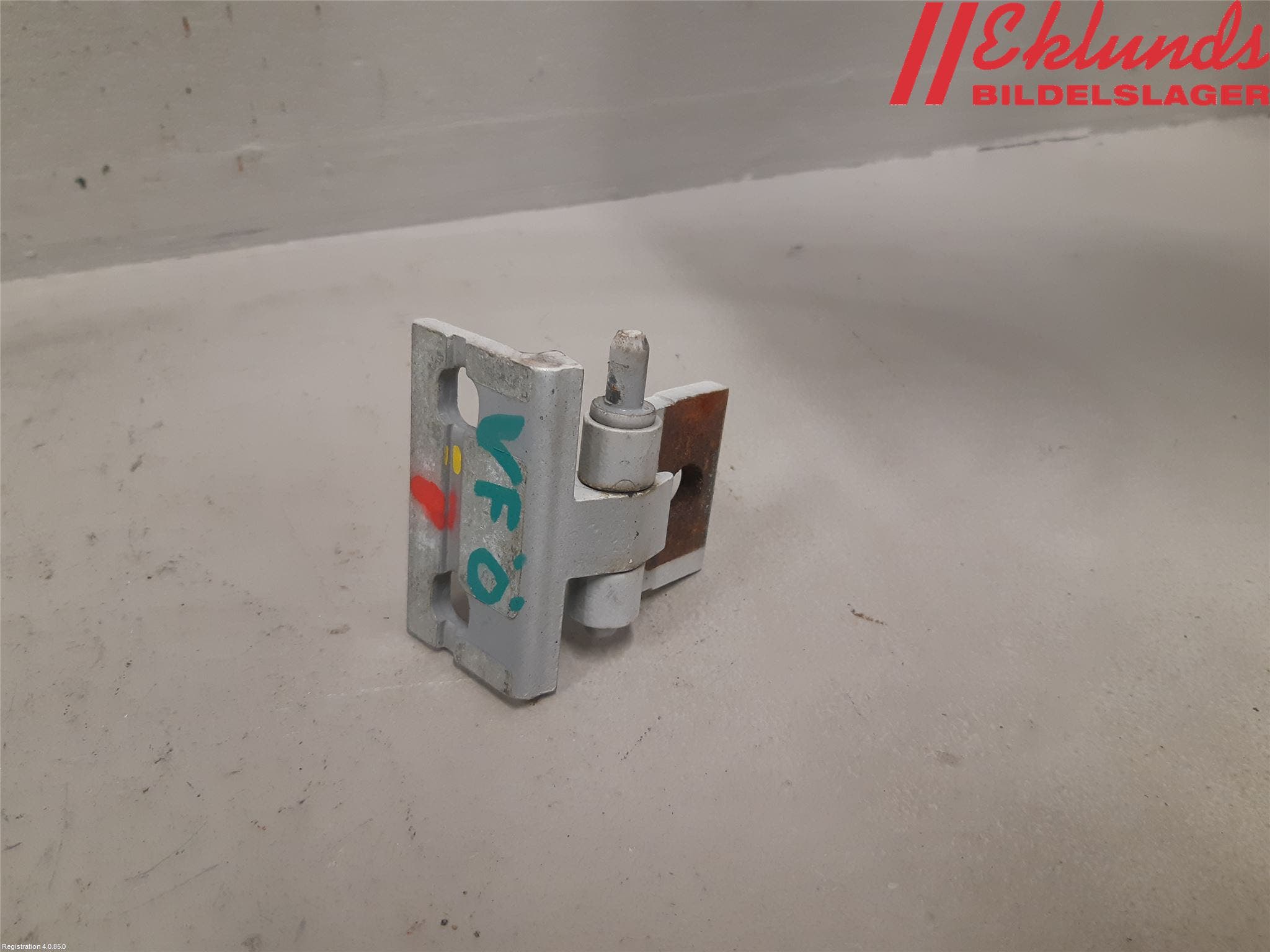 Volvo V70 05-08 Dörrgångjärn