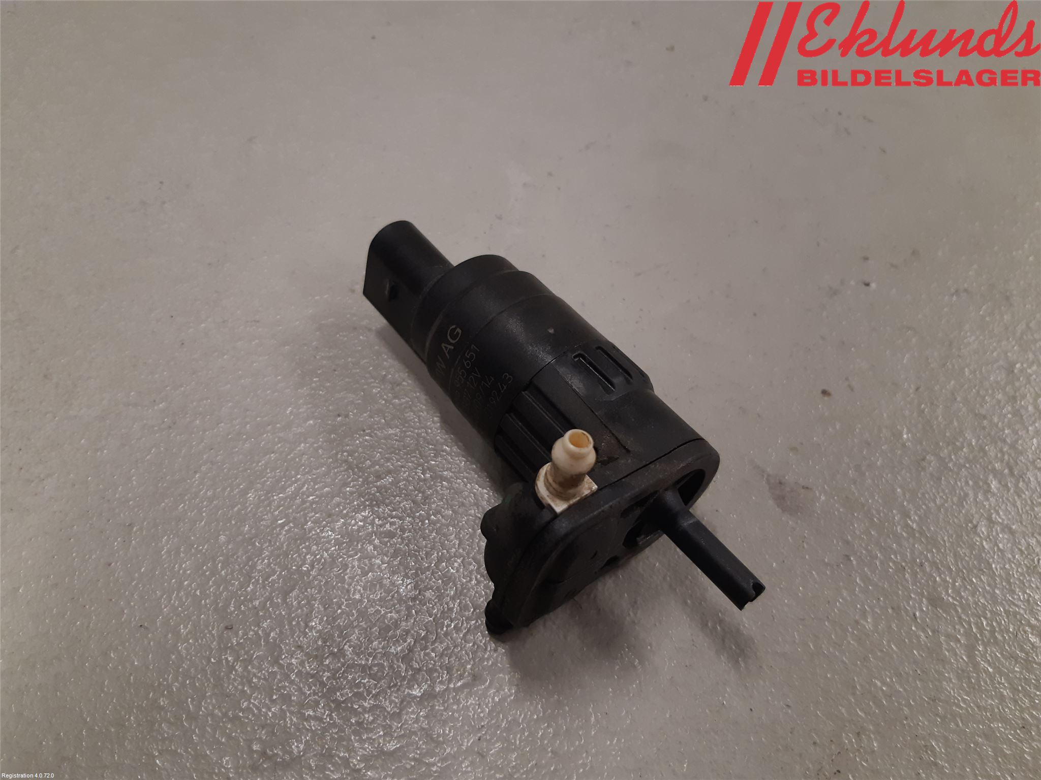 Volkswagen VW TOURAN 10-15 Spolarpump Vindruta