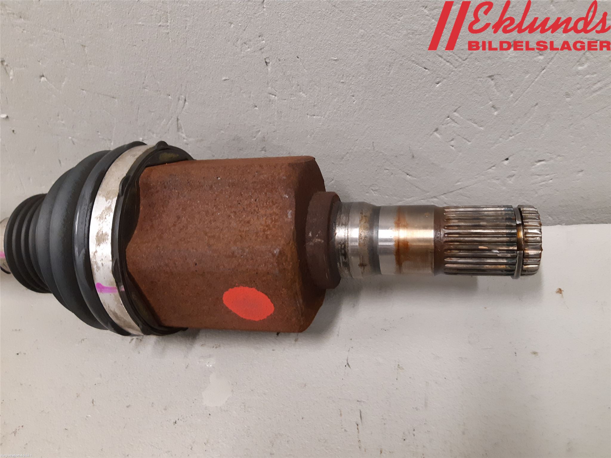 Volvo V40 12-19 Drivaxel Fram Vänster