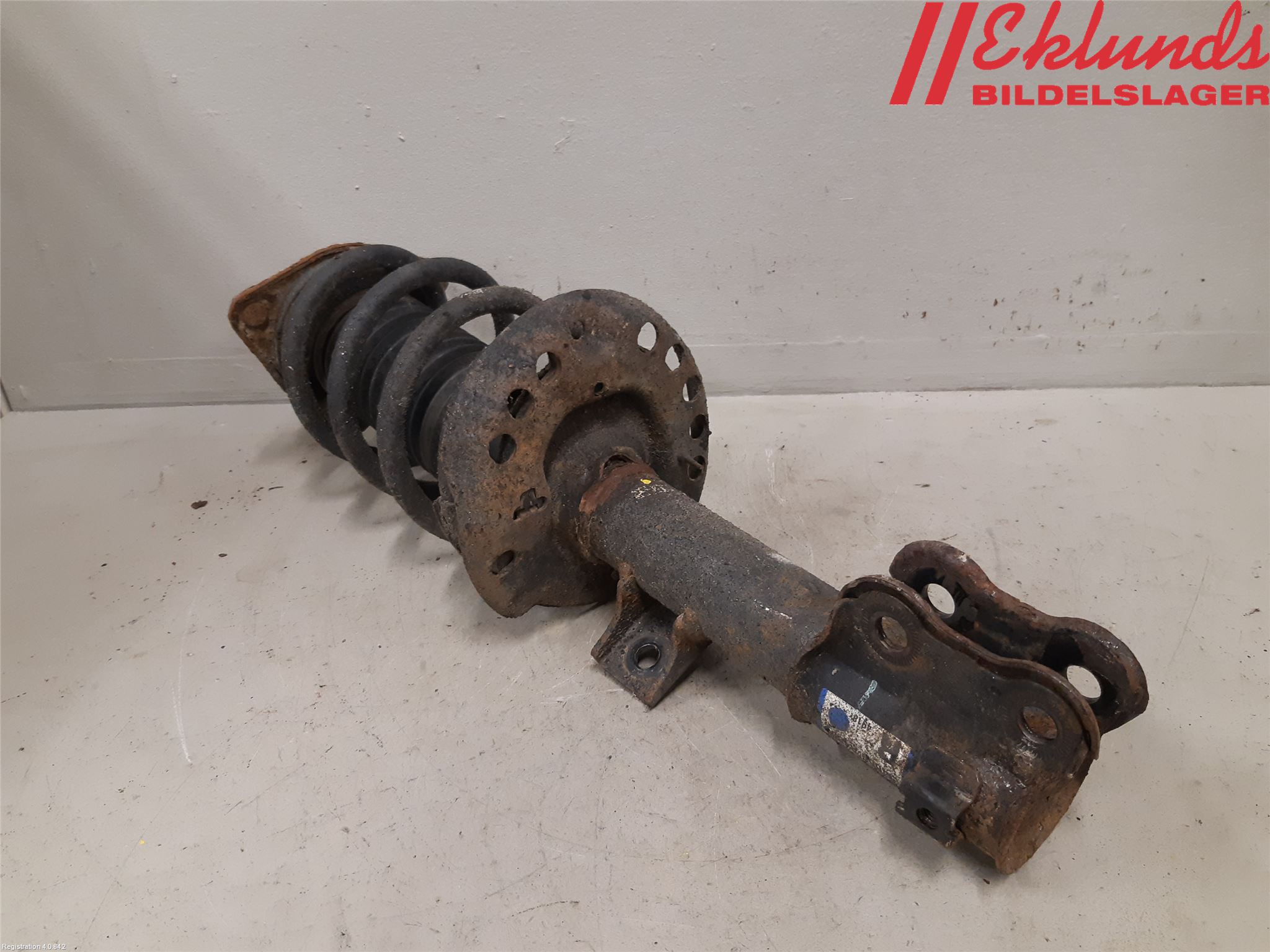 Kia CARENS III 13-19 Fjäderben Fram Höger