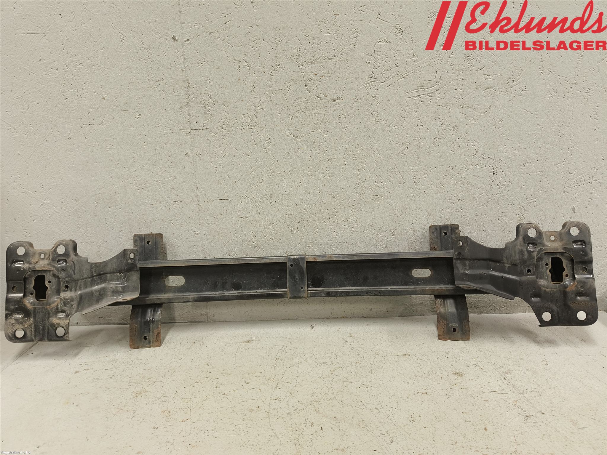 Hyundai H-1/STAREX 08-21 Stötfångarbalk Fram