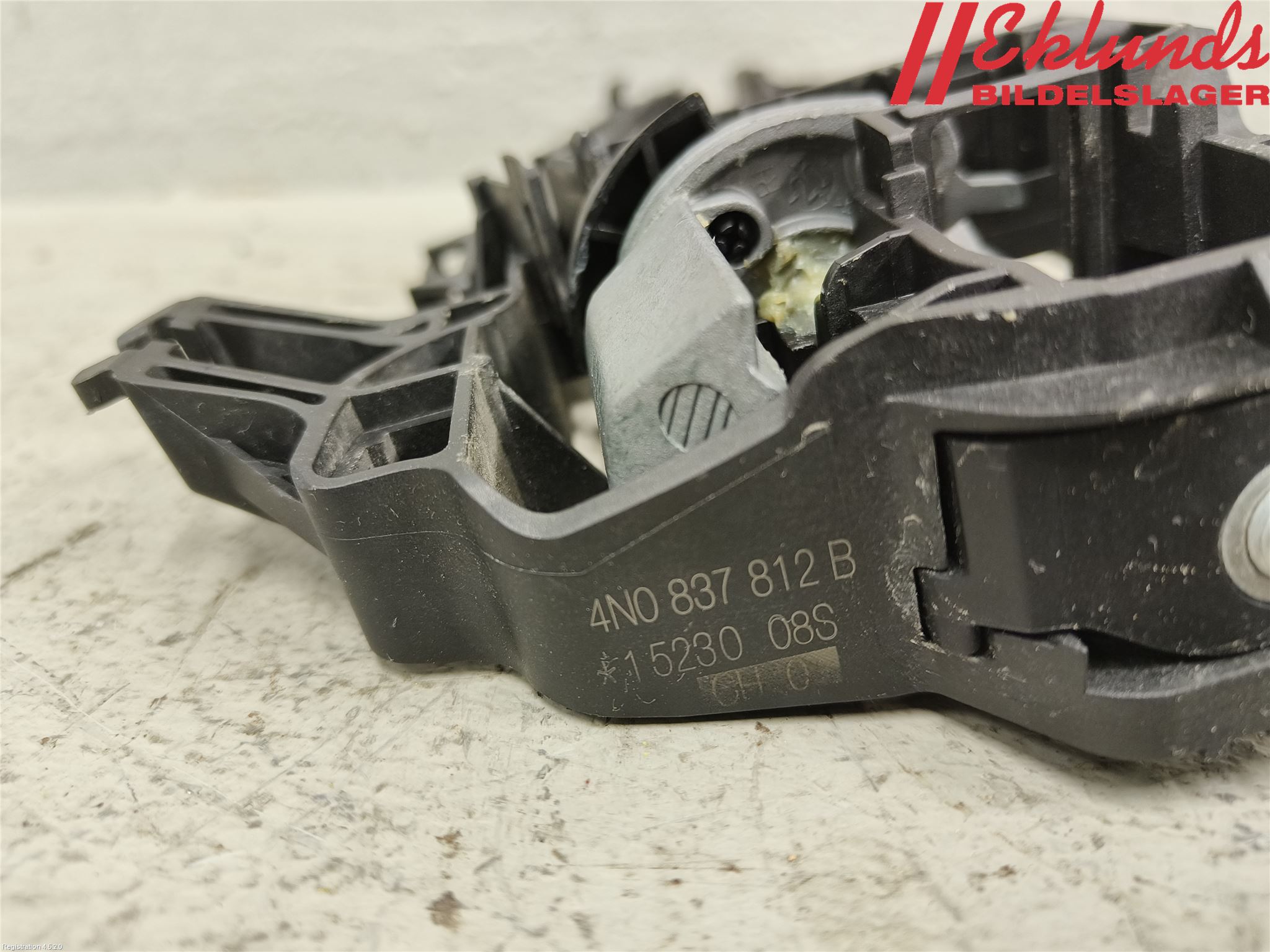 Audi A6 F2/C8 19- Dörrhandtag Yttre Hö