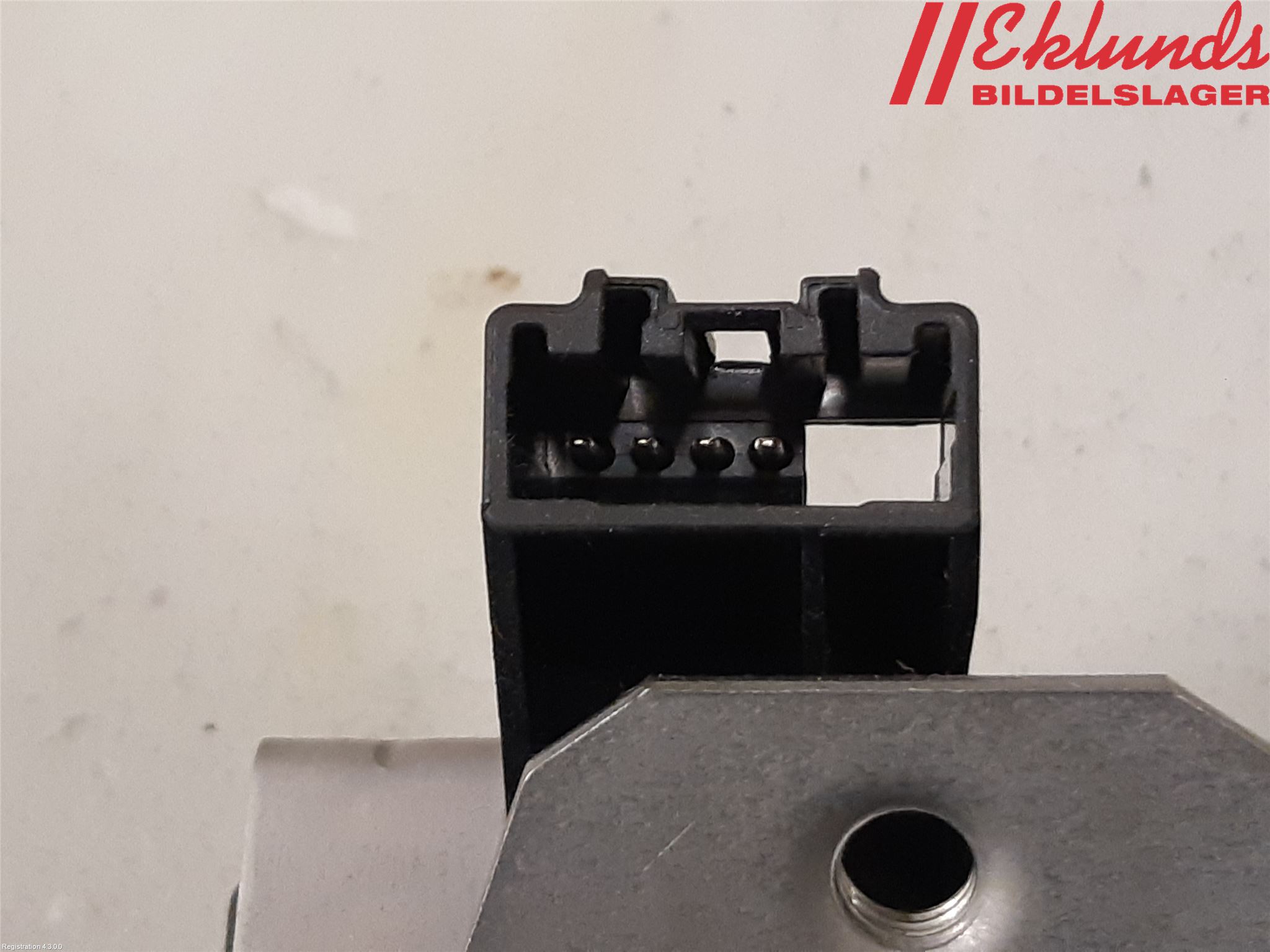 Volvo XC60 09-13 Låskista Baklucka