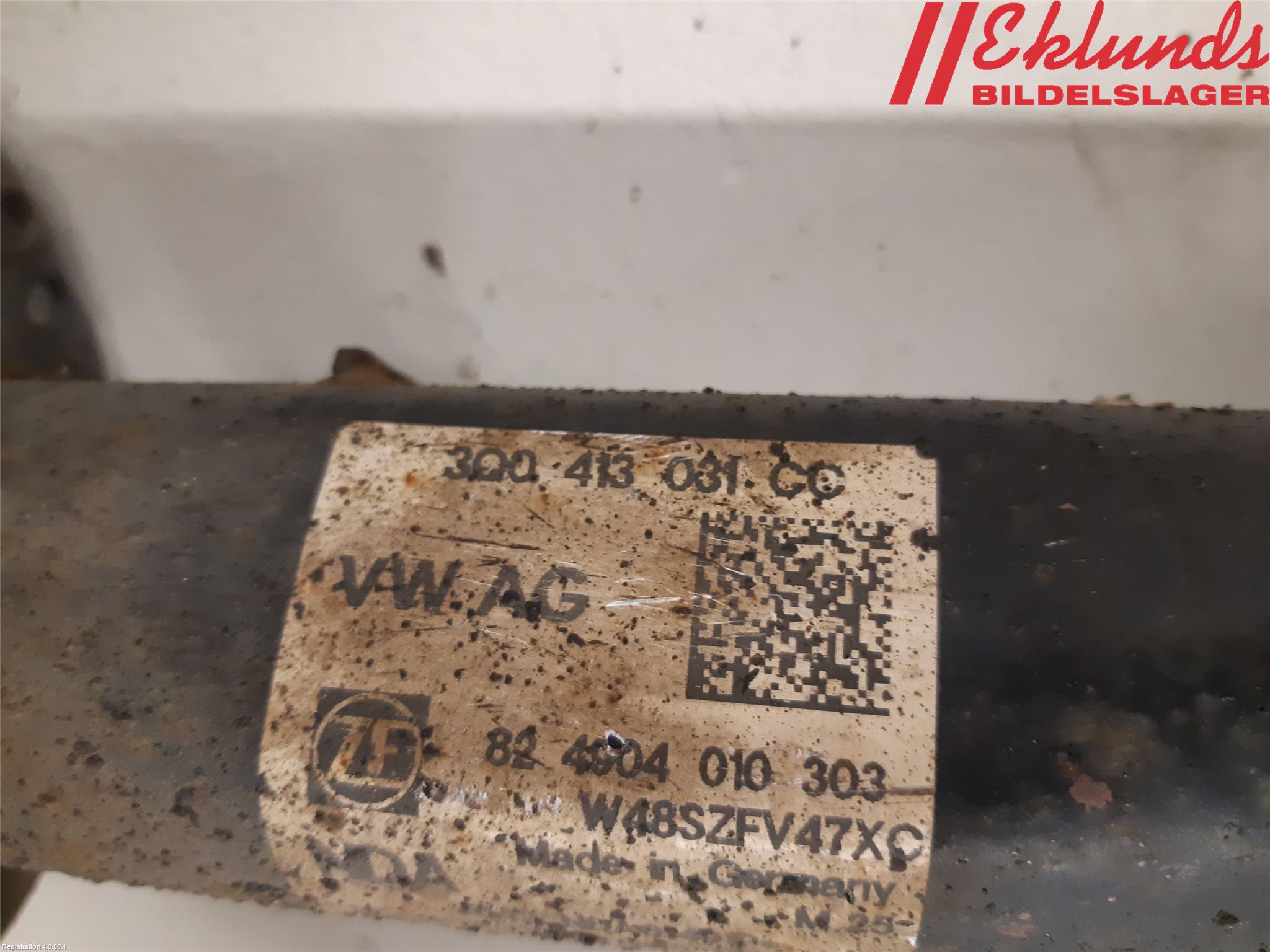 Volkswagen VW PASSAT 15-19 Fjäderben Fram Höger