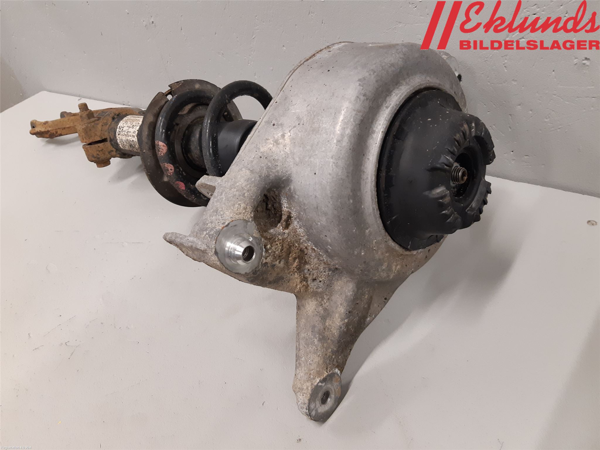 Audi A4/S4 08-11 Fjäderben Fram Höger