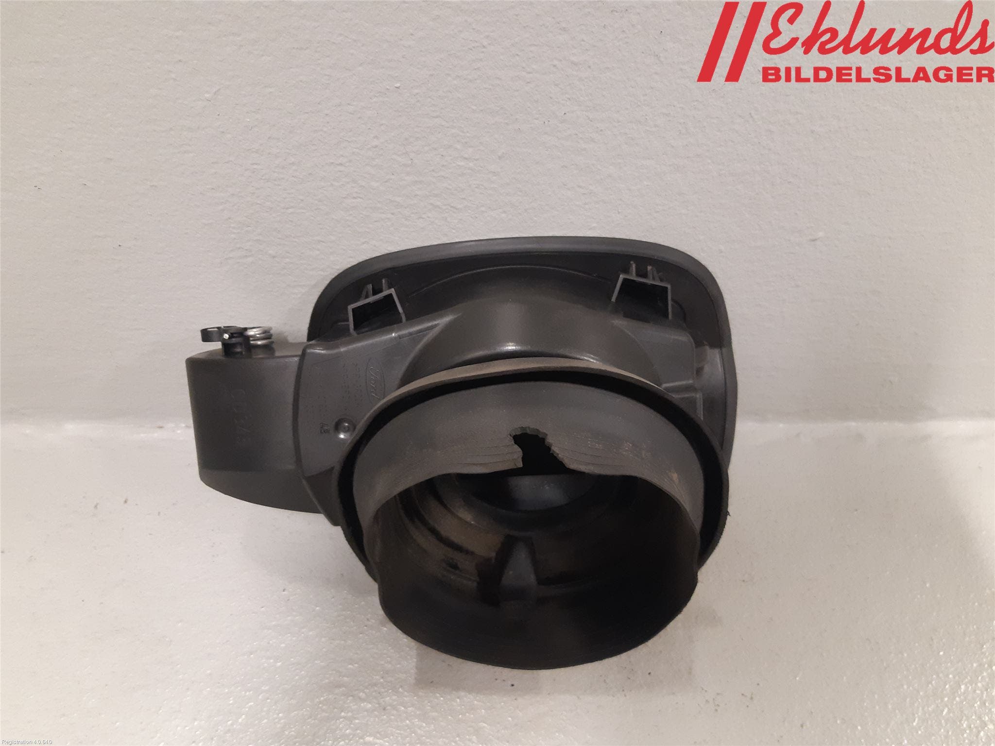 Ford MONDEO 07-15 Tanklucka