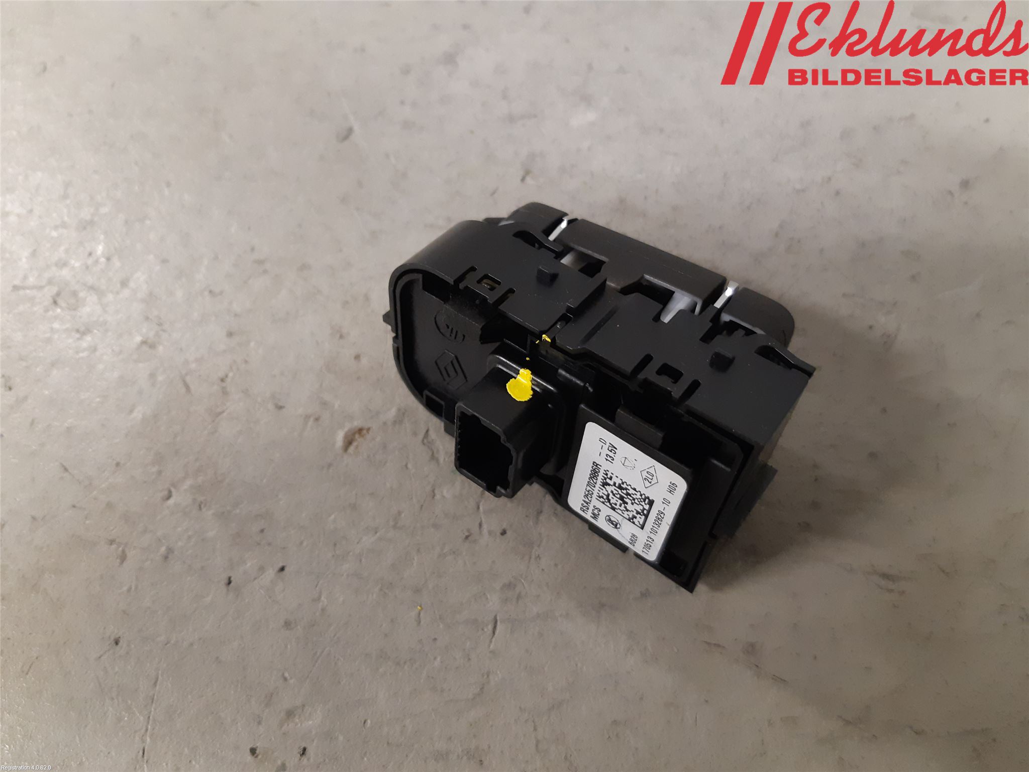 Renault CAPTUR 13-19 Strömställare Spegel