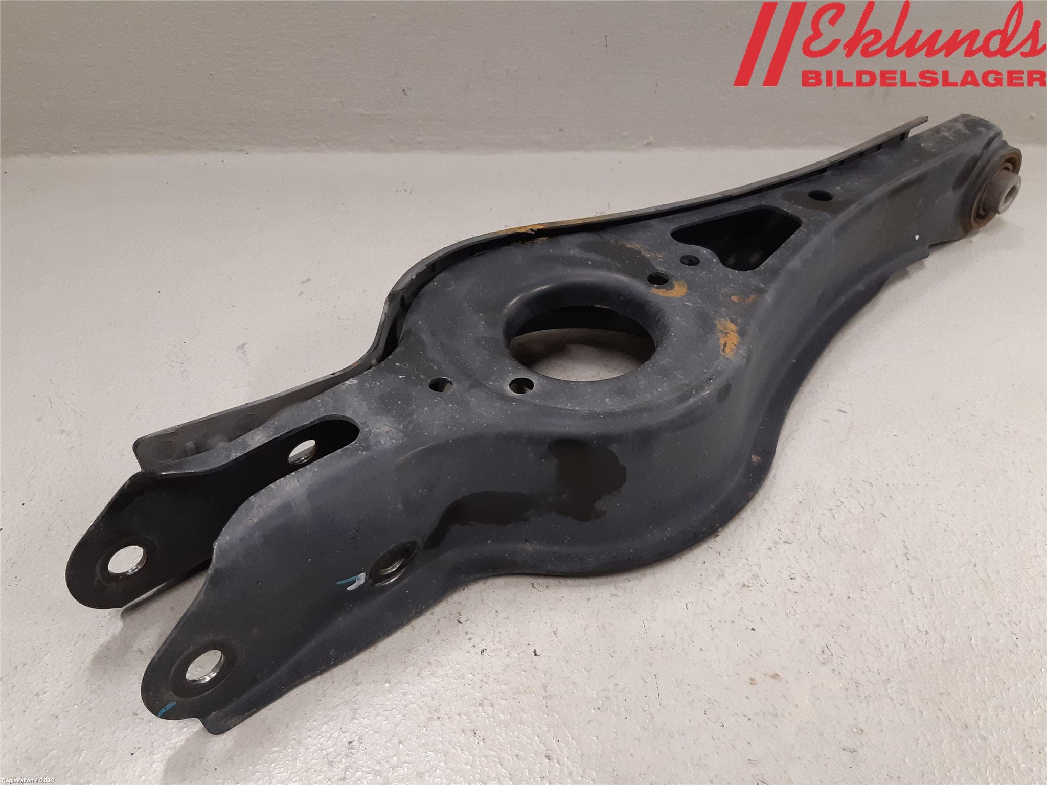 Kia OPTIMA 16-20 Bärarm Bak Höger