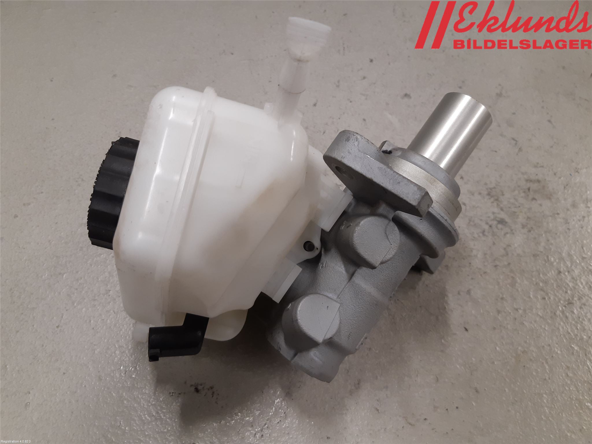 BMW 4 F32/F33/F82/F83 13-20 Broms Huvudcylinder