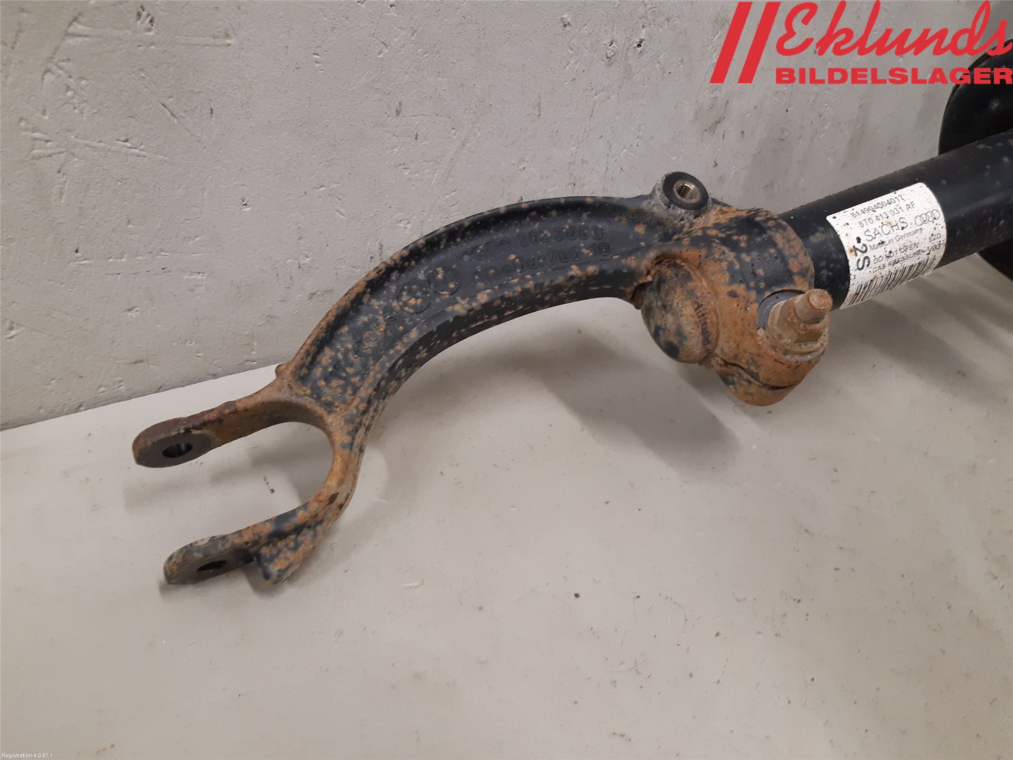 Audi A4 12-15 Fjäderben Fram Höger