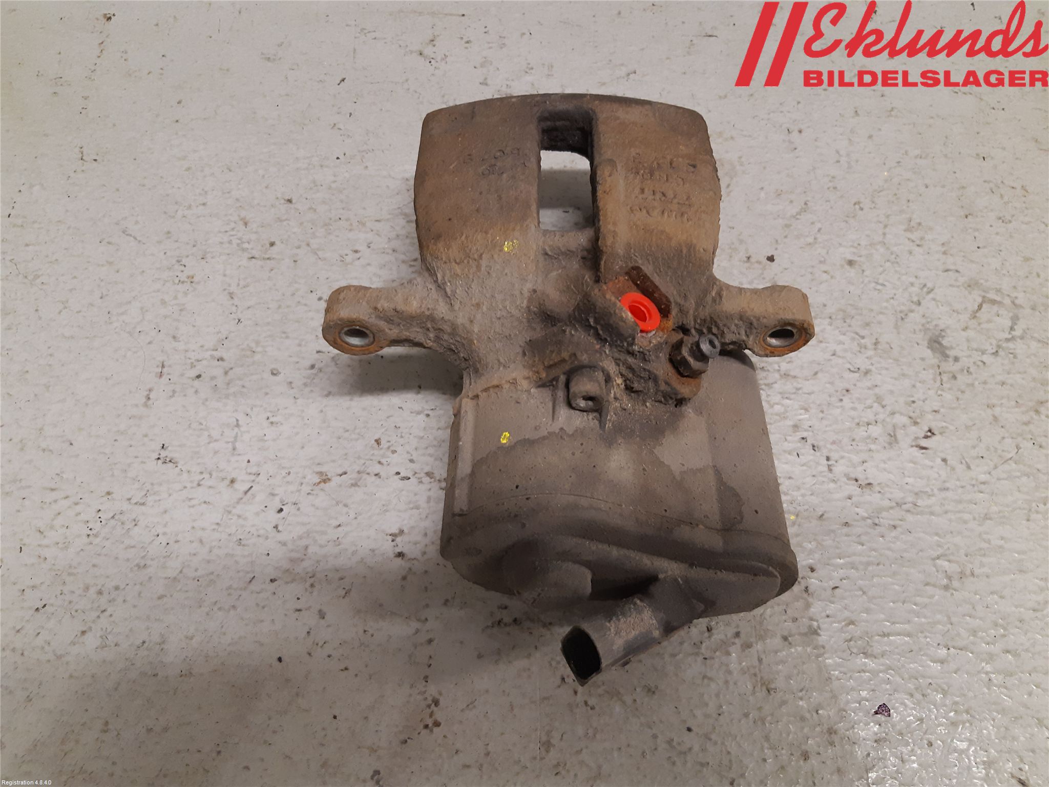 Volkswagen VW PASSAT 11-14 Bromsok Bak Höger