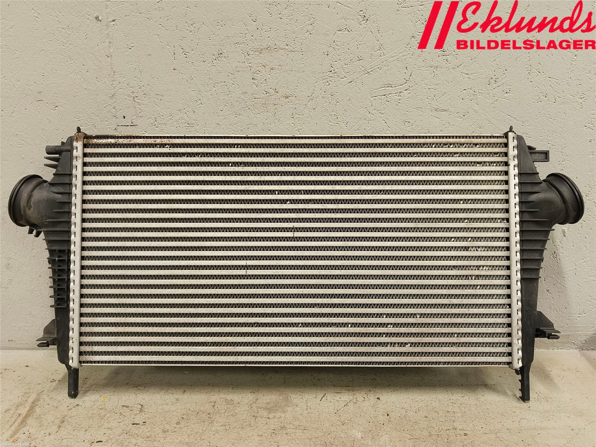 Opel INSIGNIA 09-16 Laddluft-Intercooler Kyl
