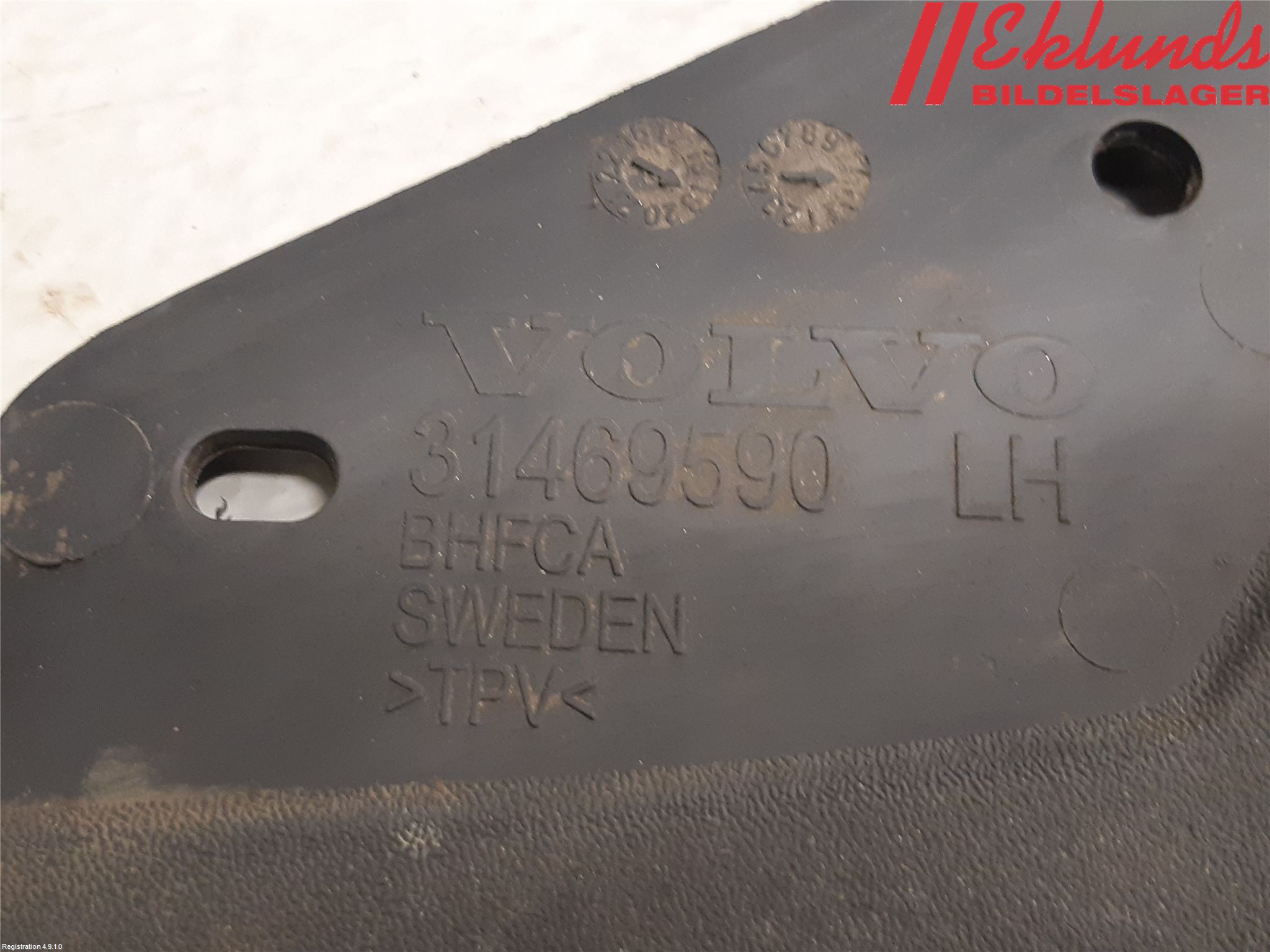 Volvo XC40/RECHARGE 18- Stänkskydd