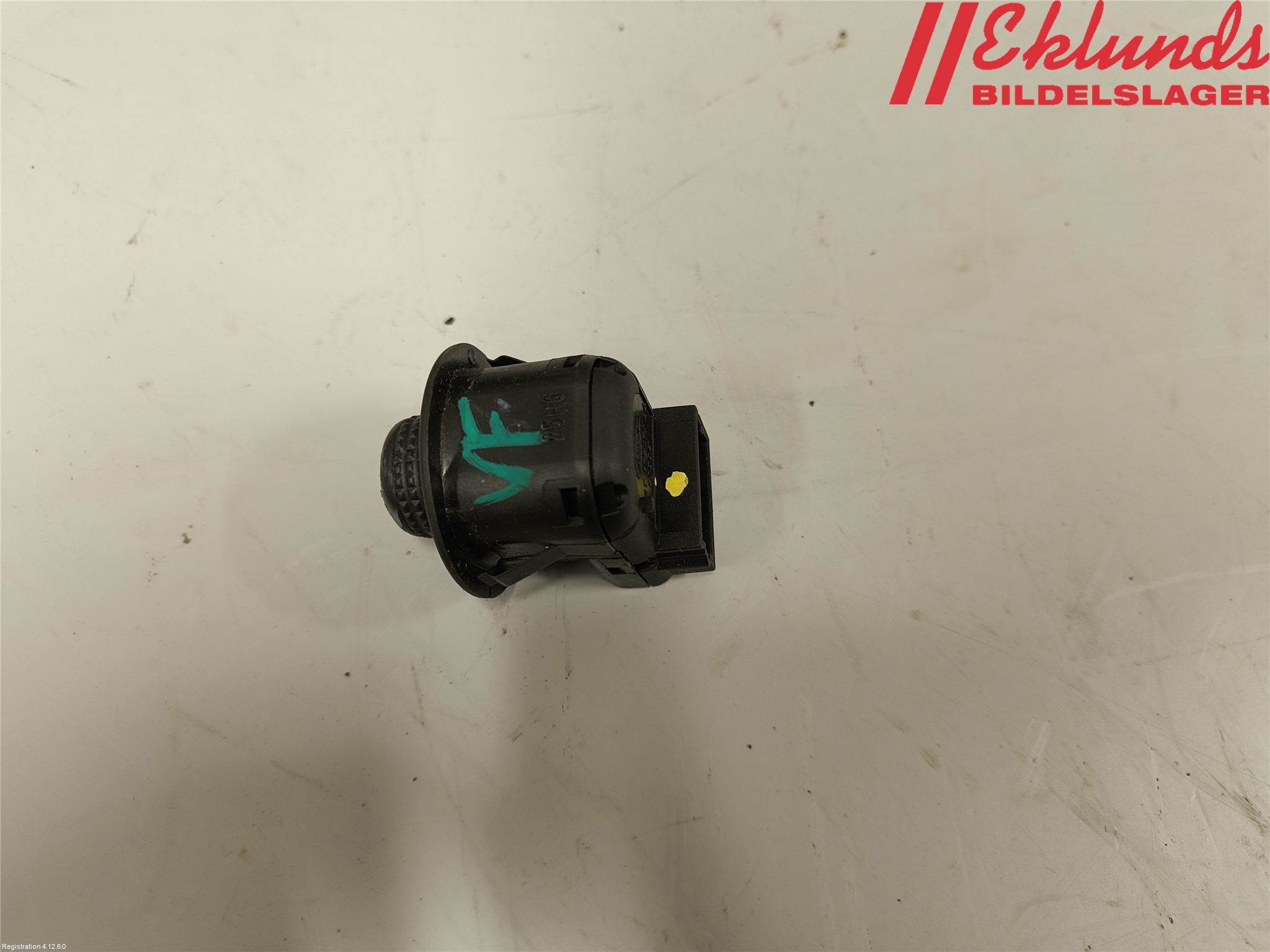 Ford TRANSIT/TOURNEO CUSTOM 13-24 Strömställare Spegel