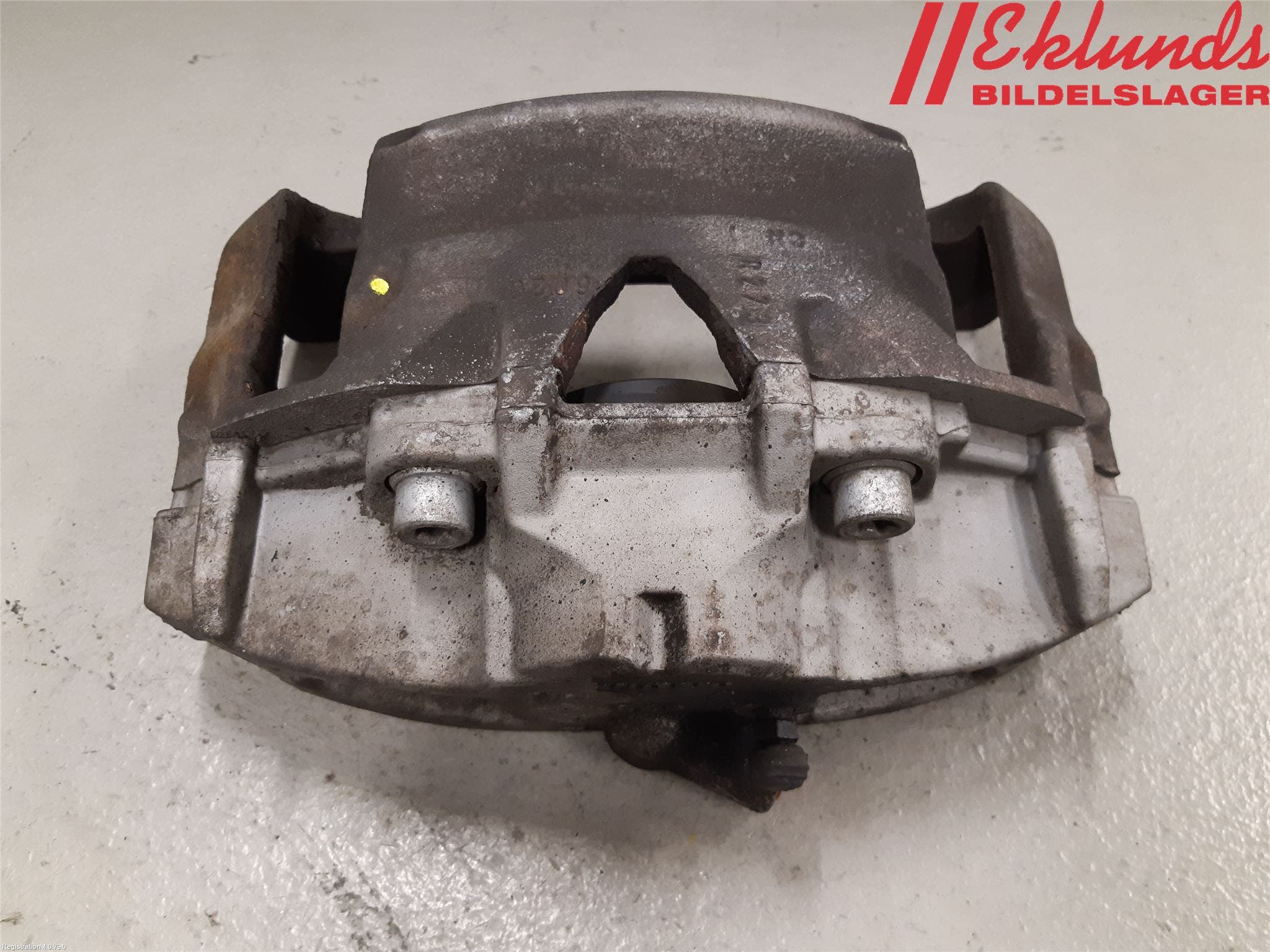 Volvo XC70 14-16 Bromsok Fram Höger