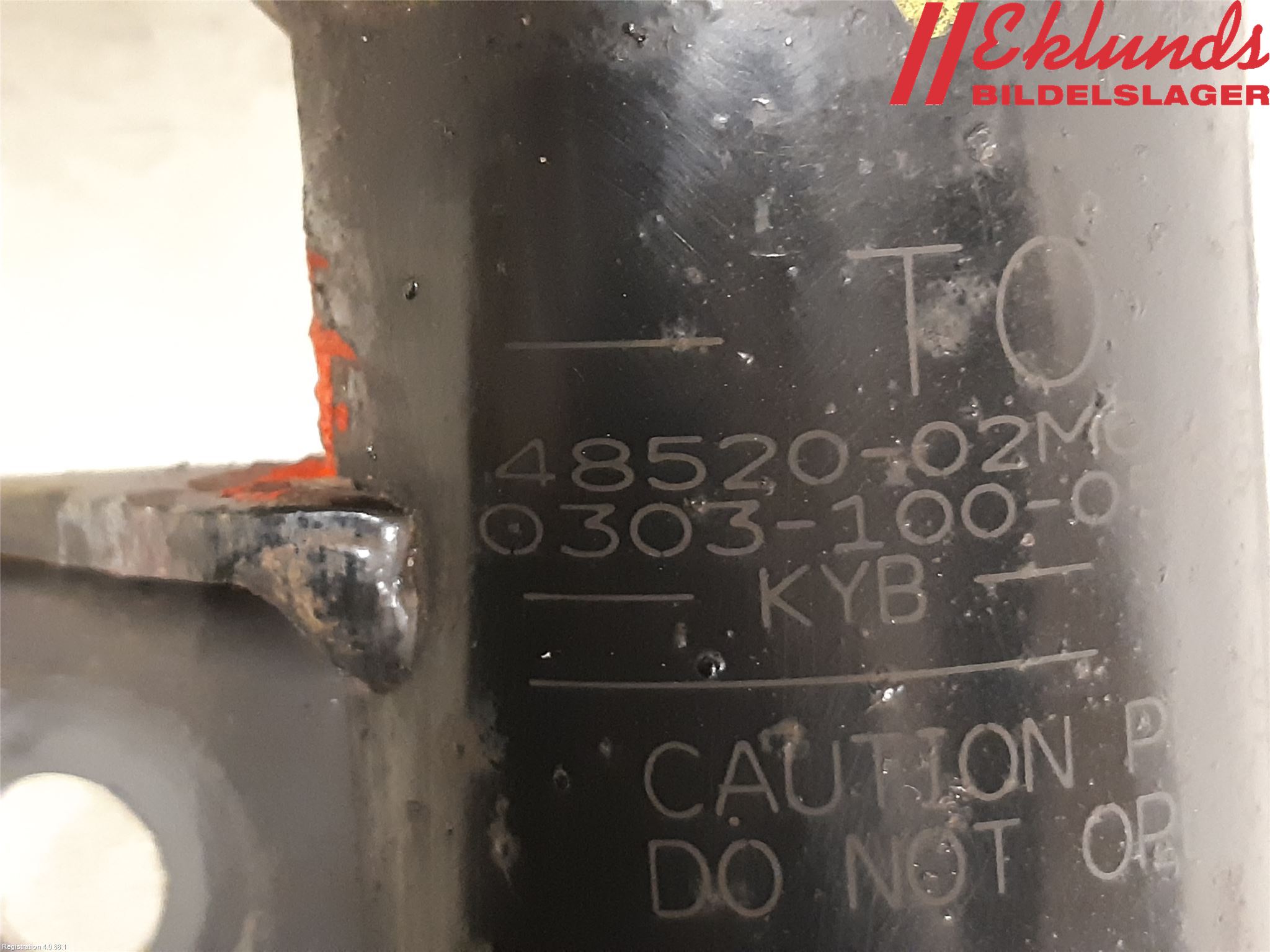 Toyota COROLLA 19- Fjäderben Fram Vänster