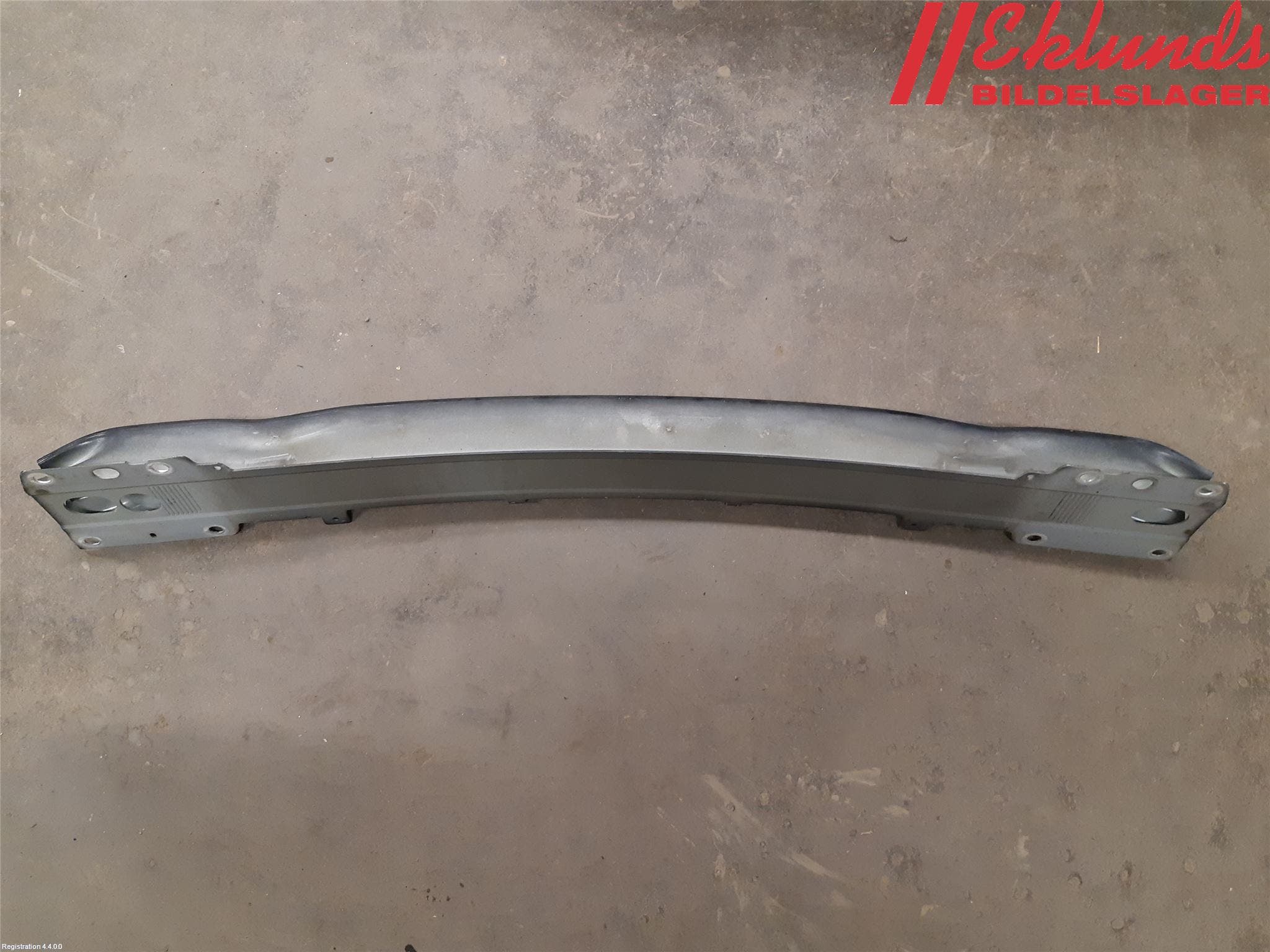 Volvo XC70 08-13 Stötfångarbalk Fram