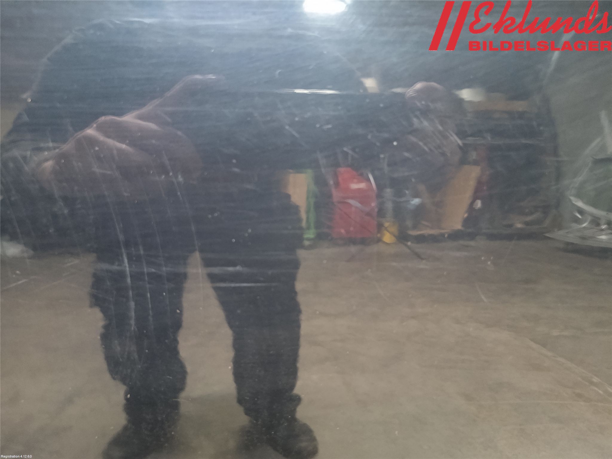 Volvo V90 17->> Dörr Fram Höger