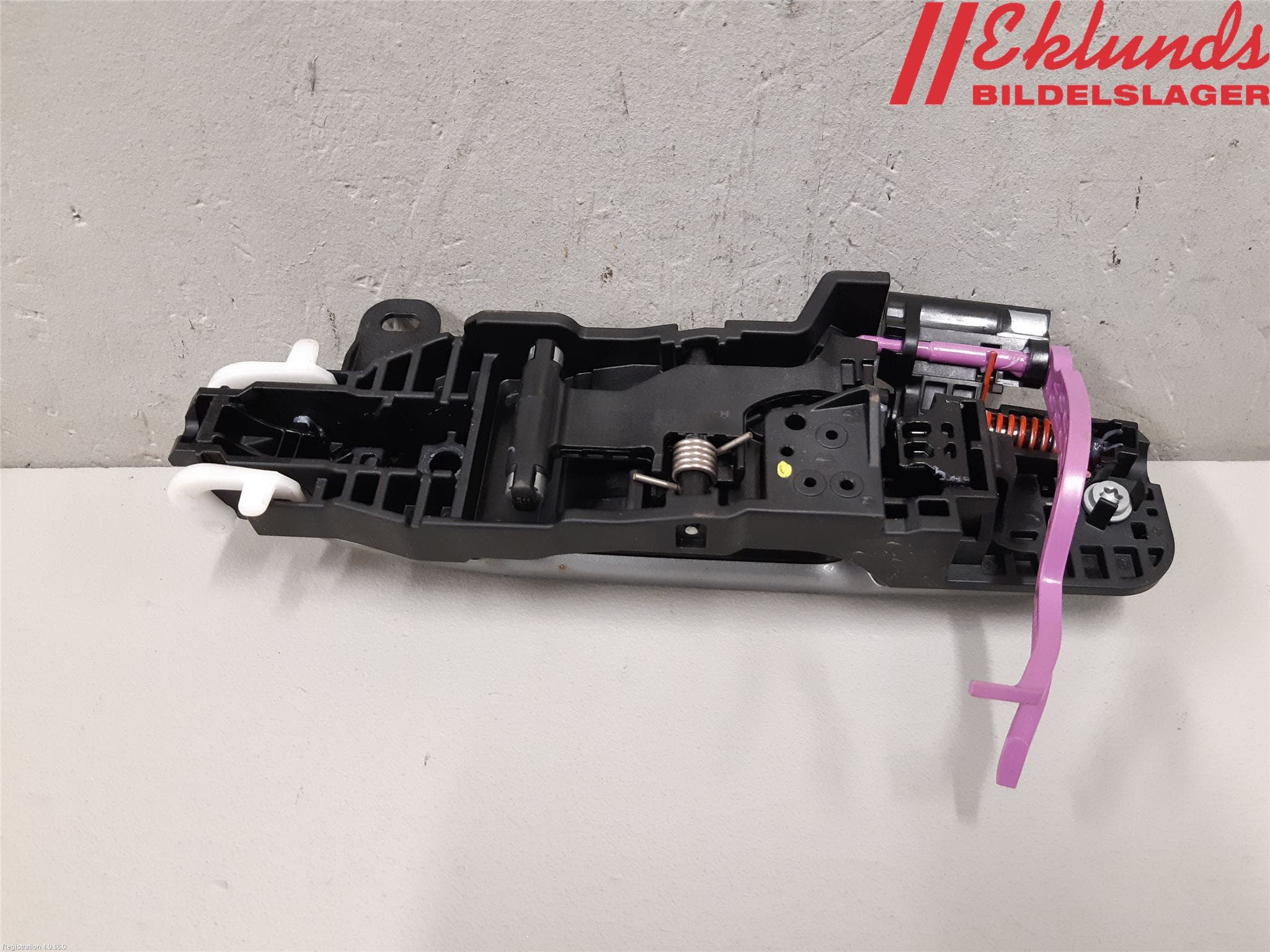 Toyota RAV4 19- Dörrhandtag Yttre Hö