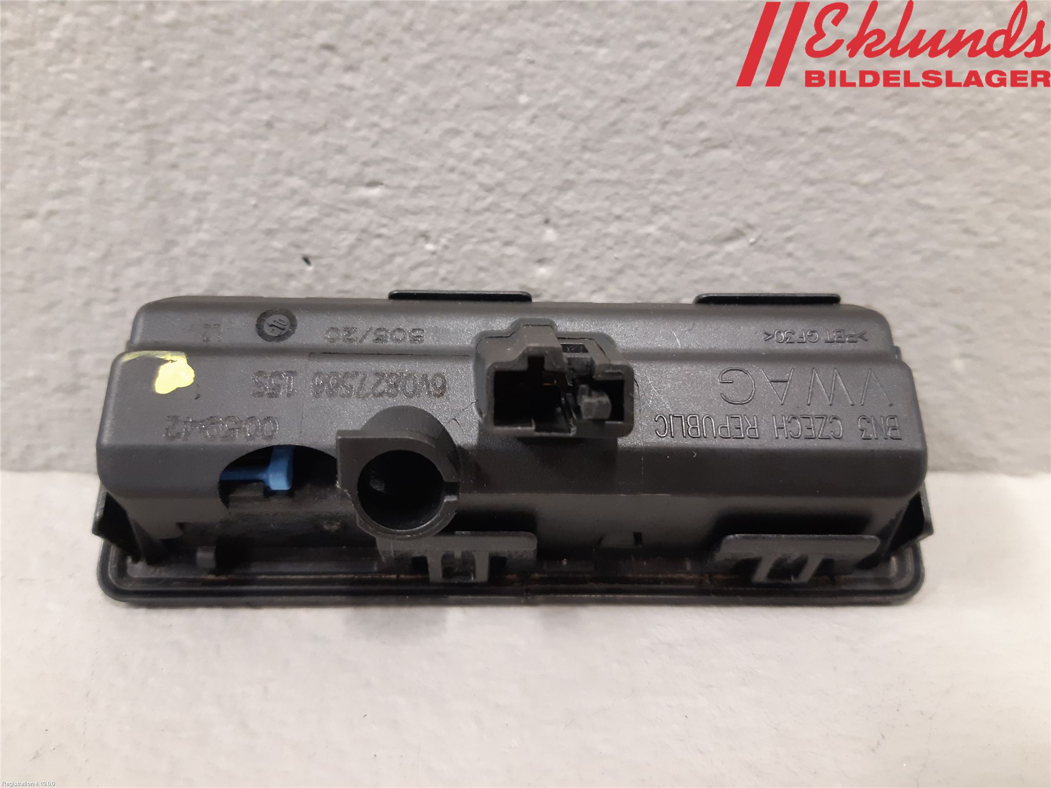 Volkswagen VW T-CROSS 19- Bakluckeöppnare Automatisk