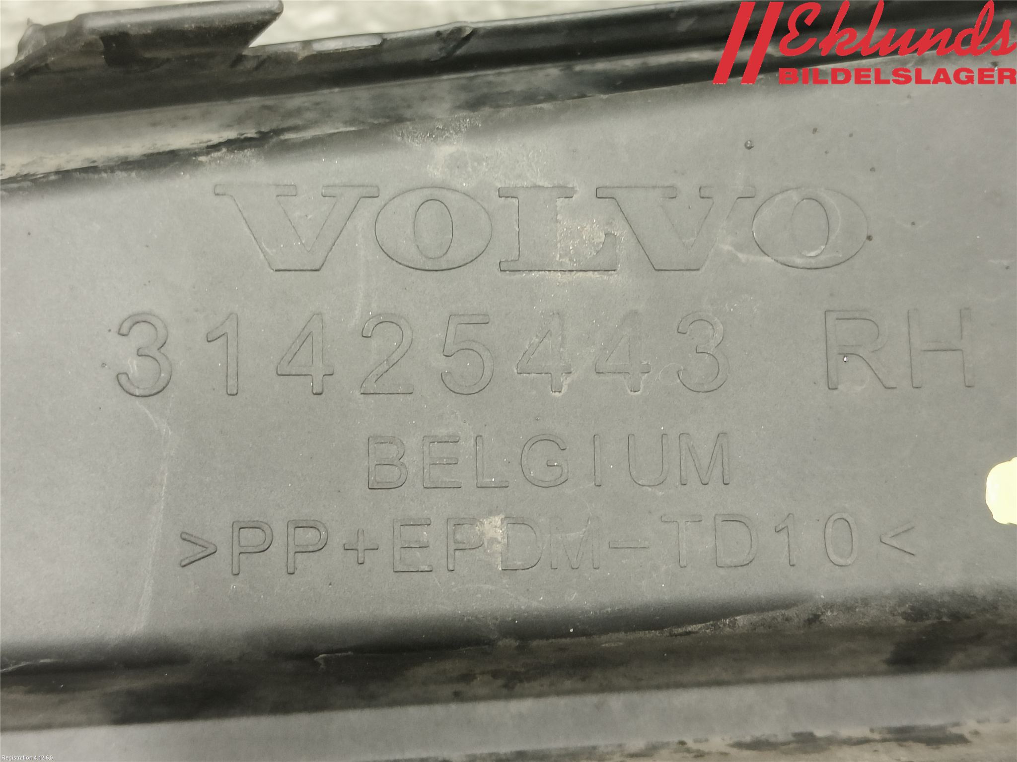 Volvo V90 17->> Stötfångardel Fram Hö