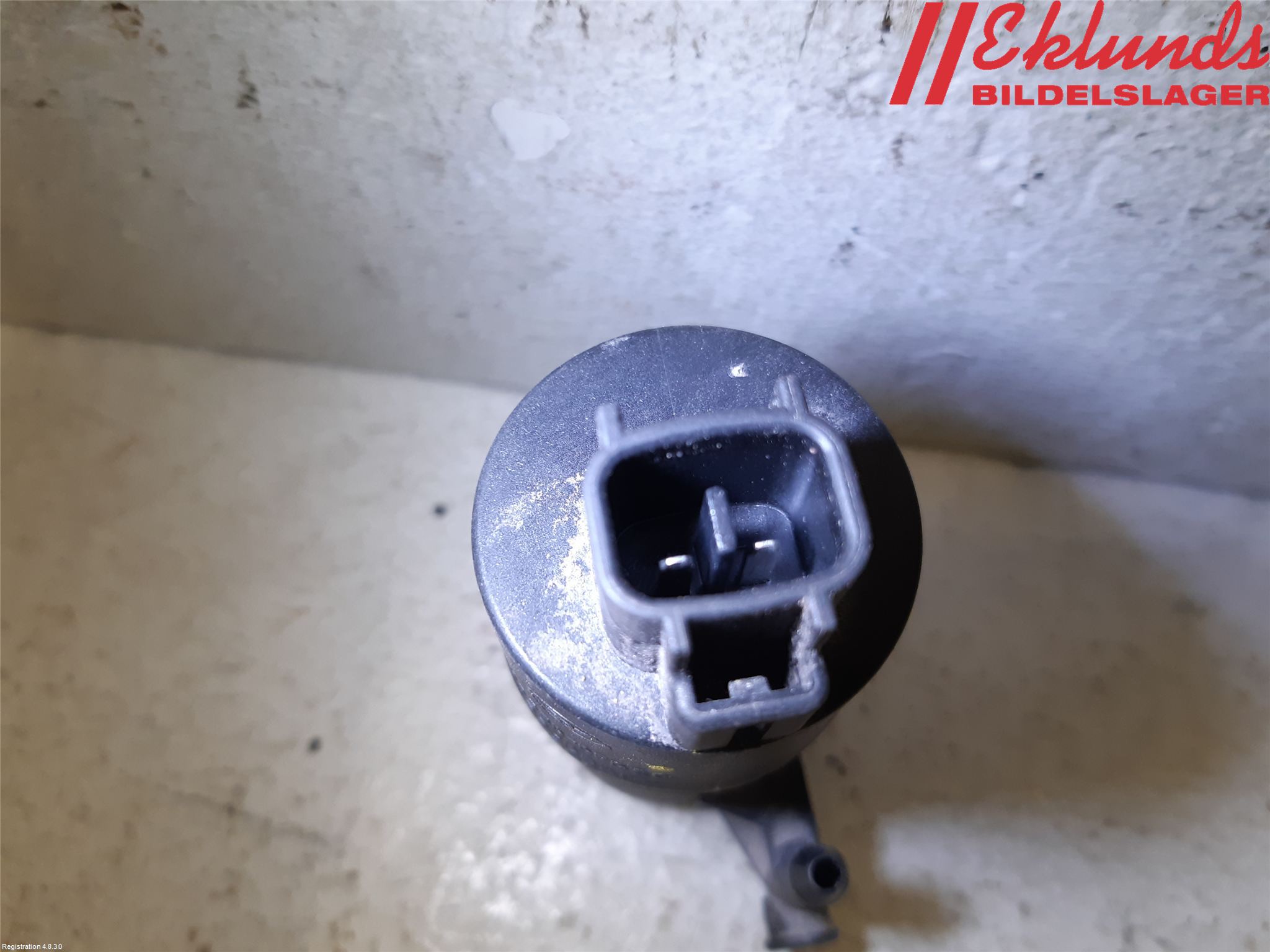 Toyota YARIS XP130 12-14 Spolarpump Baklucka