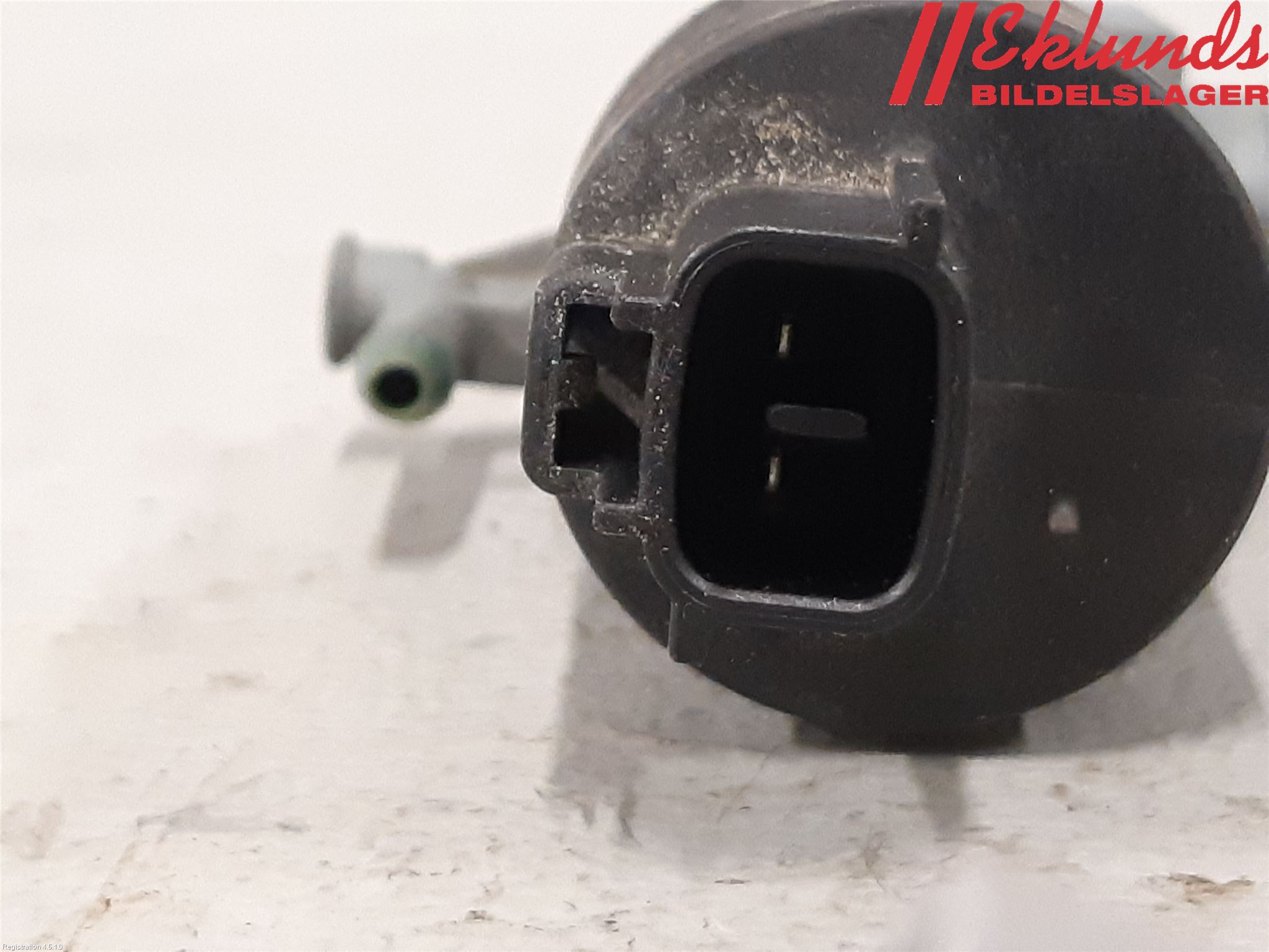 Toyota YARIS XP130 12-14 Spolarpump Vindruta