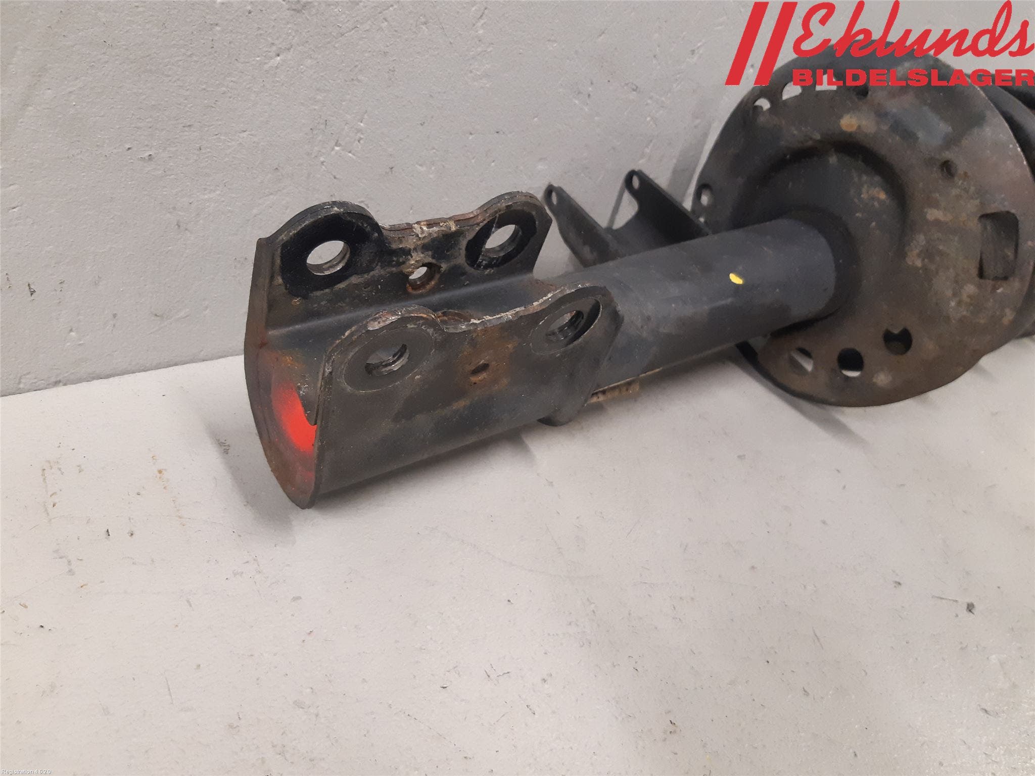 Mercedes-Benz MB CLA-KLASS (C117/X117) 13-19 Fjäderben Fram Vänster