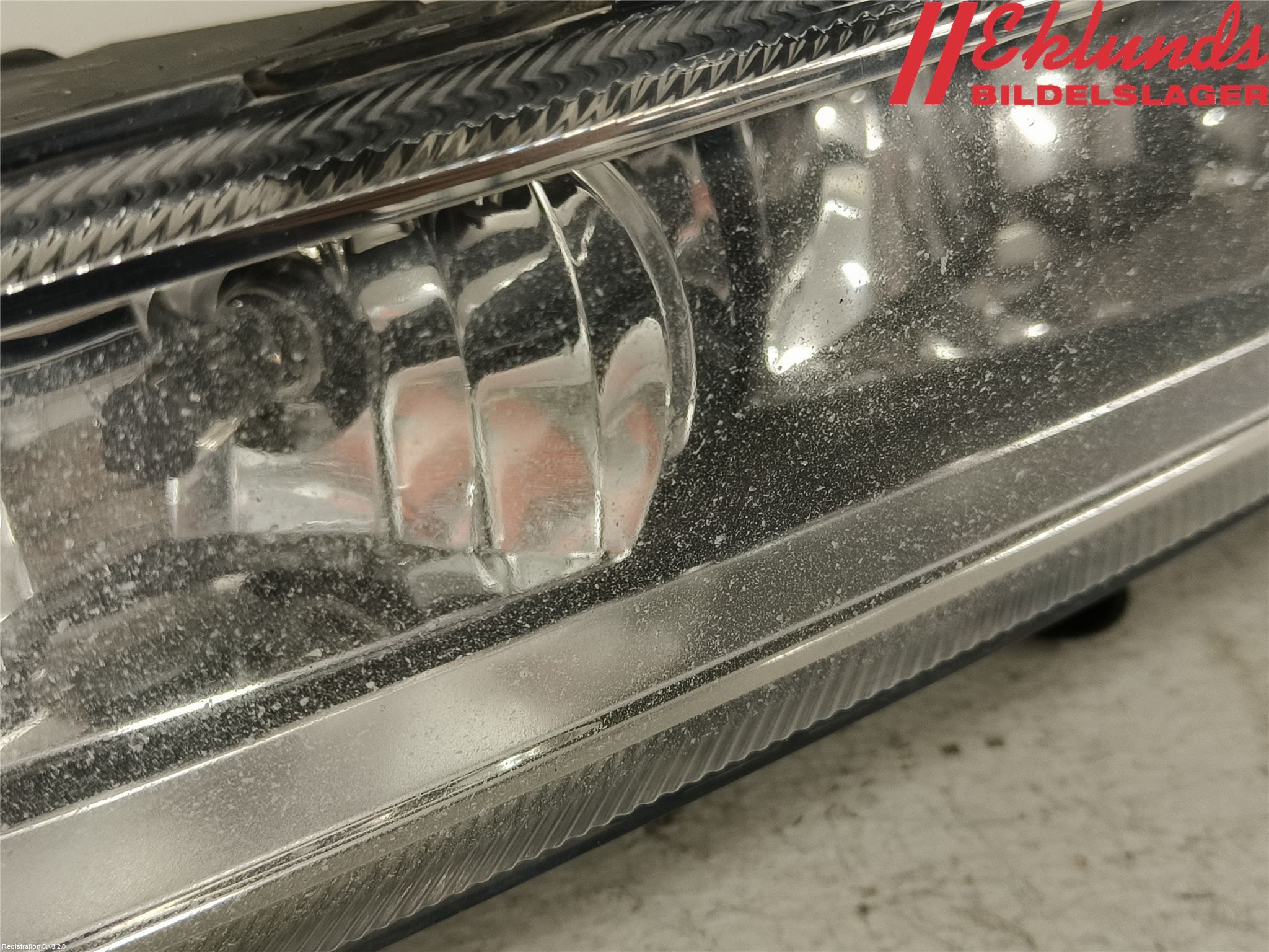 Volkswagen VW PASSAT 11-14 Dimljus-Varselljus Fram