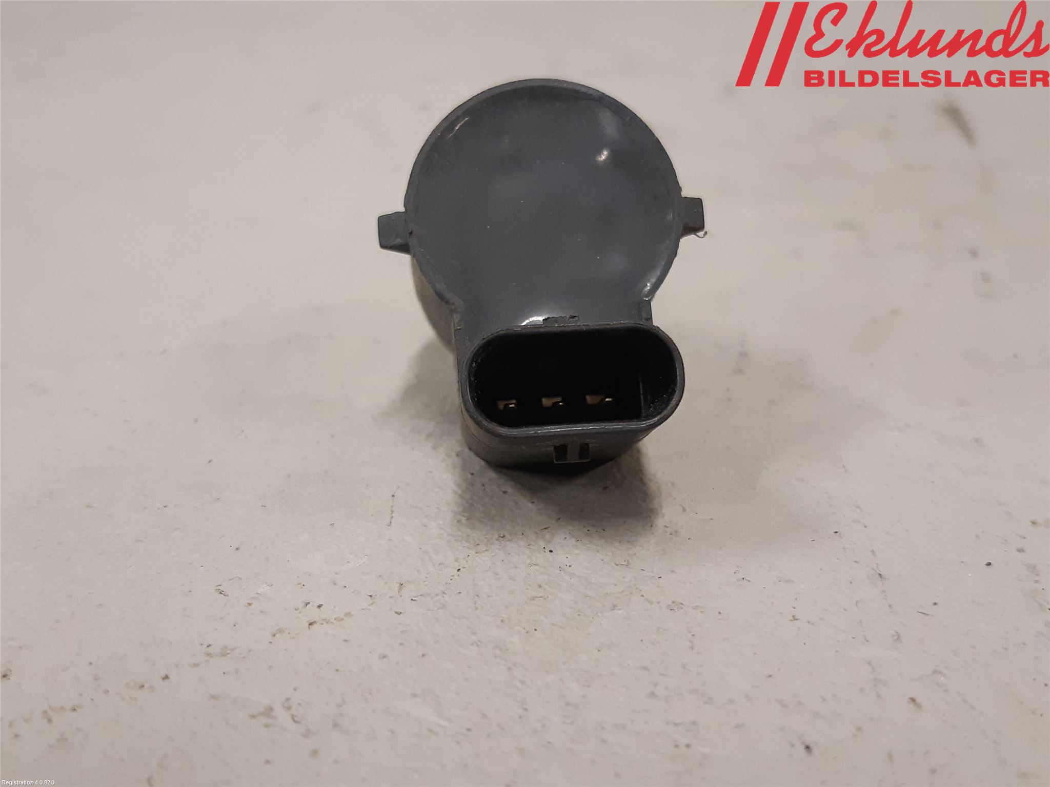 Volkswagen VW TOURAN 16- Parkeringshjälp Frontsensor