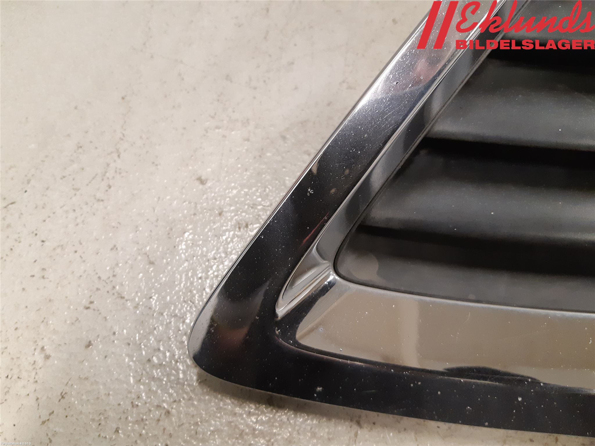 Saab 9-5     06-10 Grilldel Vänster