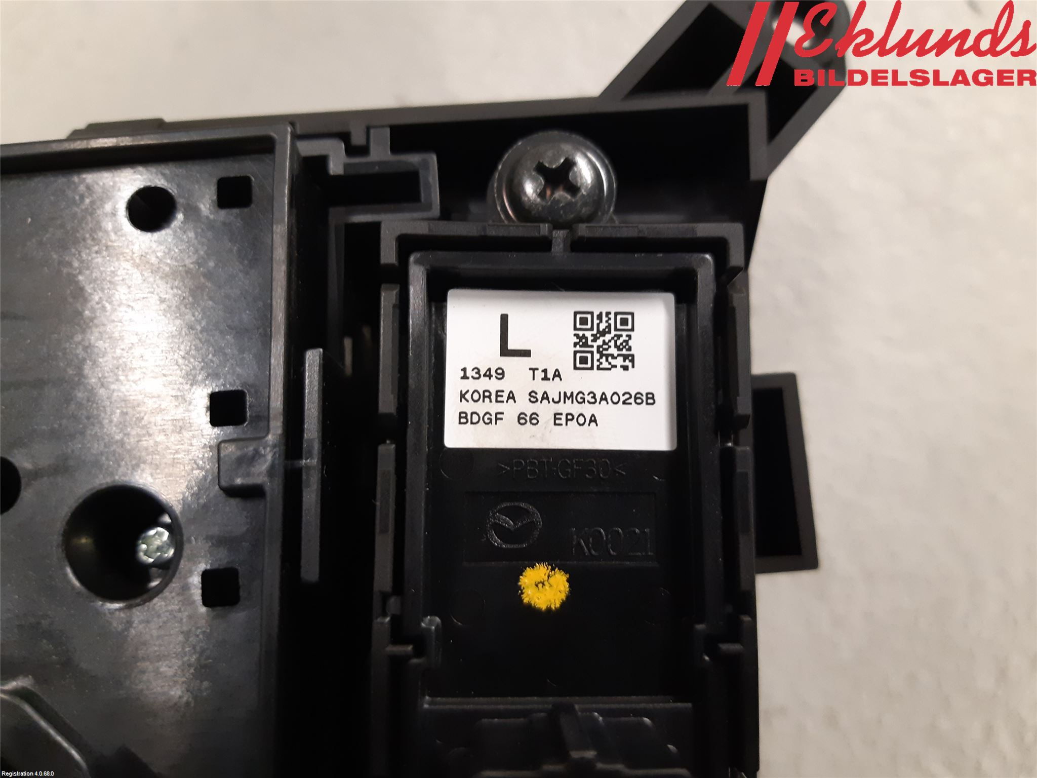 Mazda CX-30 20- Strömställare Multifunktion