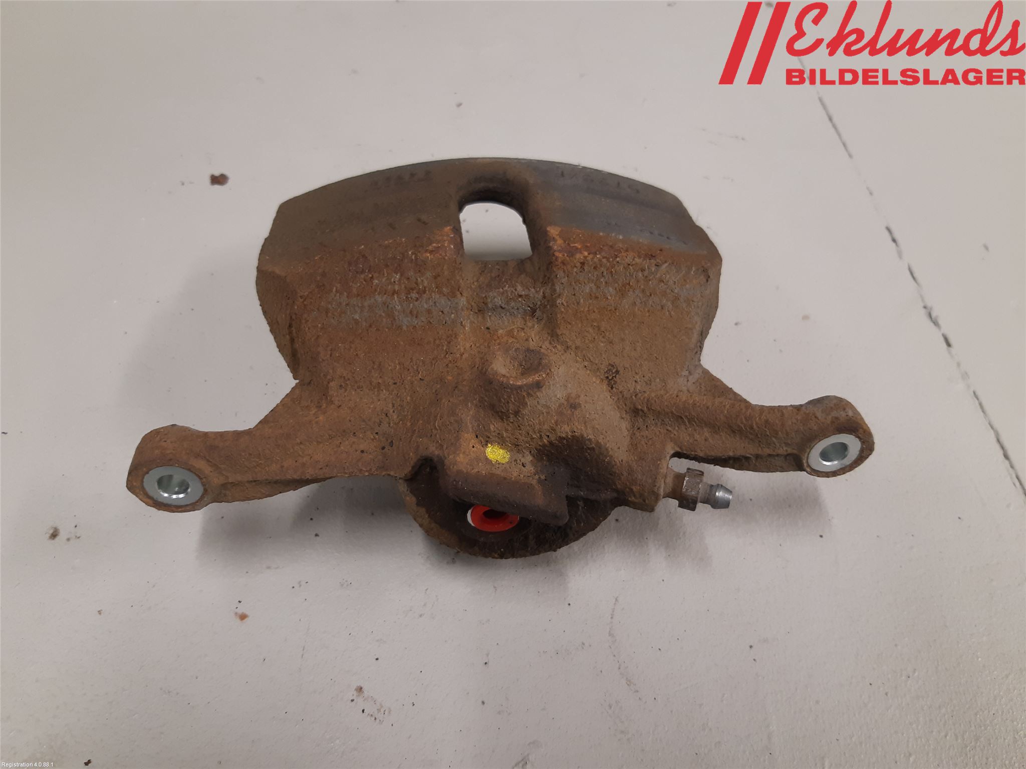 Volkswagen VW PASSAT 15-19 Bromsok Fram Höger