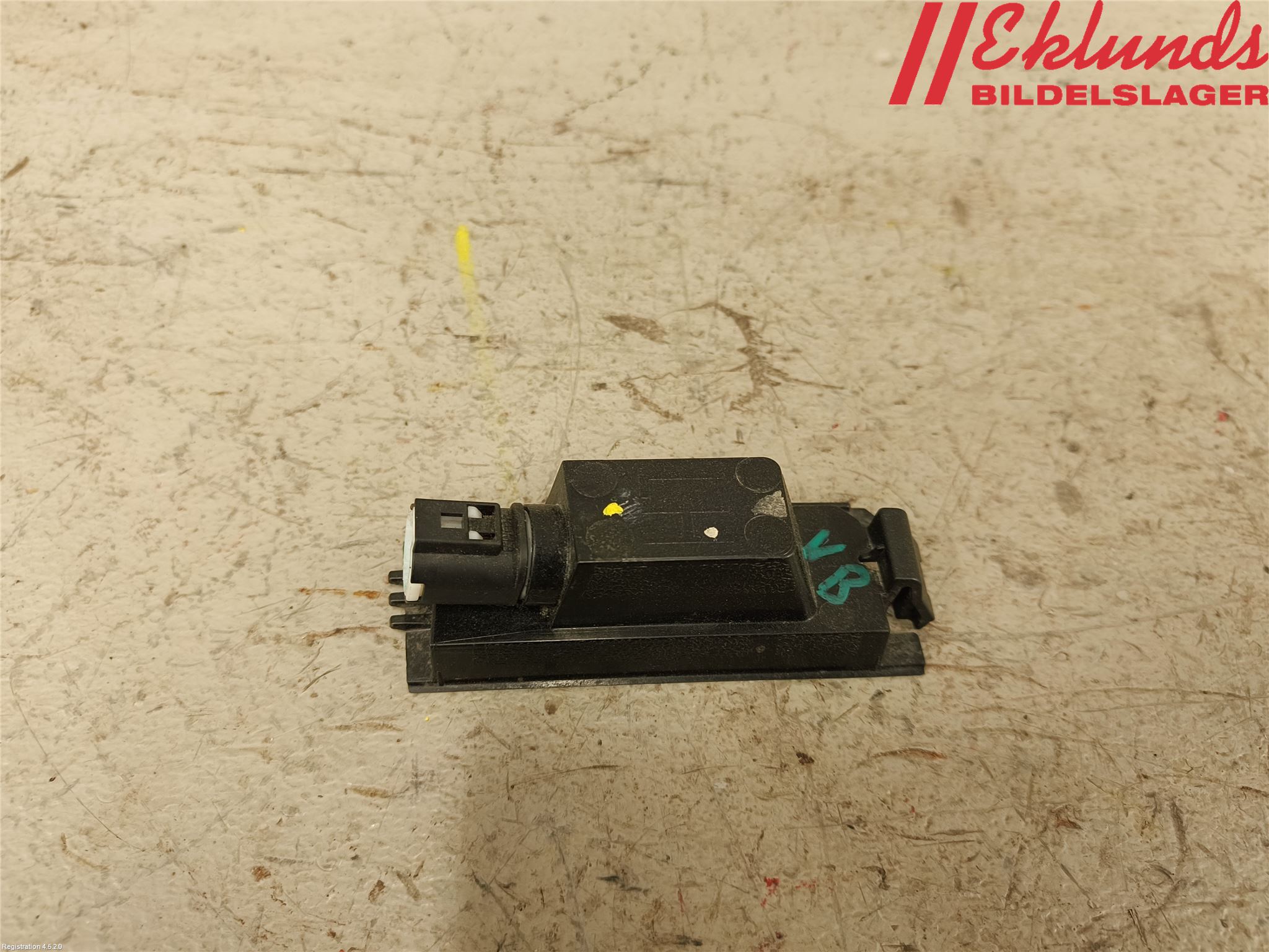 Kia RIO 17- Skylt Belysning