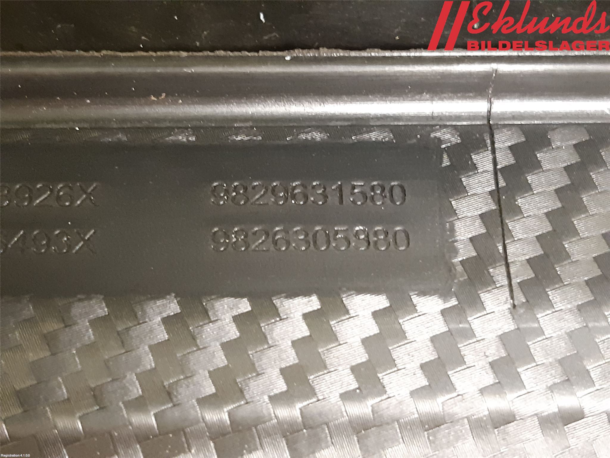 Peugeot 2008/E-2008 20- Instrumentbräda