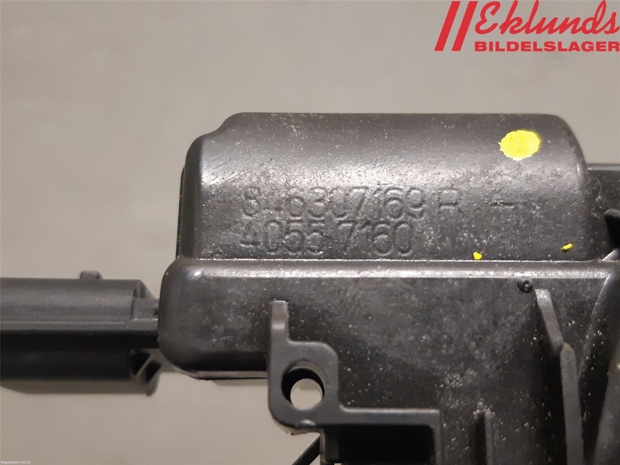 Renault CAPTUR 13-19 Låskista Baklucka