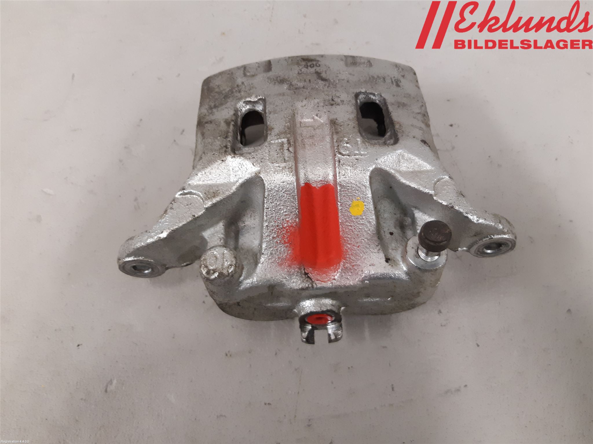 Nissan NAVARA 05-16 Bromsok Fram Vänster