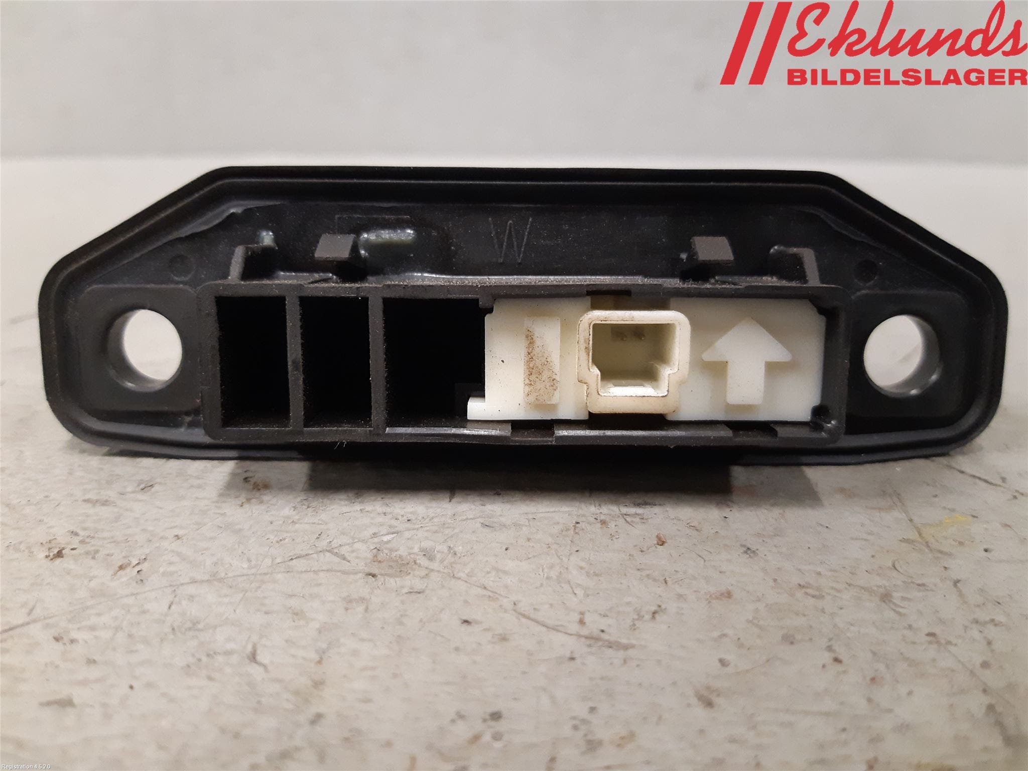 Toyota YARIS XP130 15-20 Bakluckehandtag